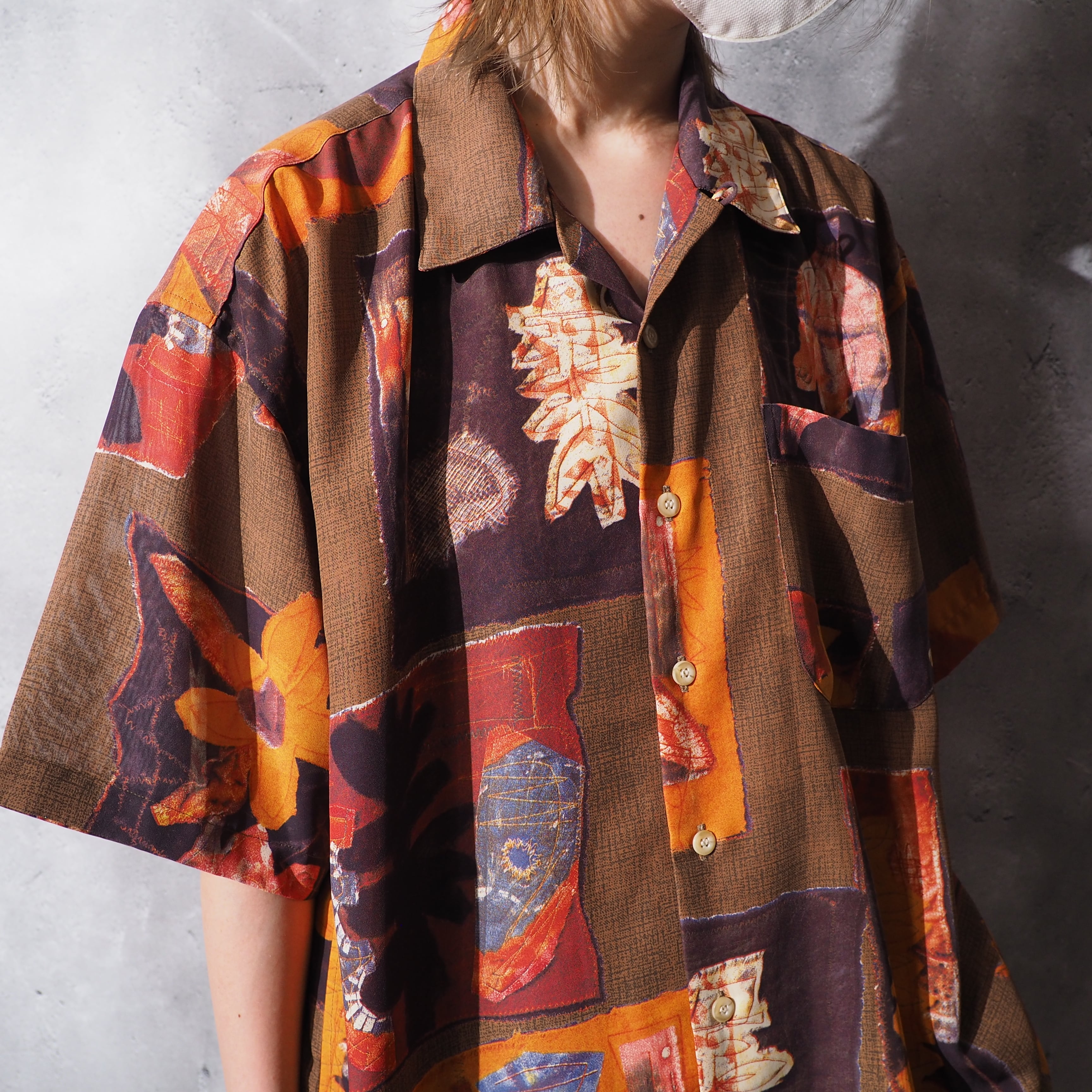 1990s ” Bazzanti ” retro modern art printed vintage open callar shirt