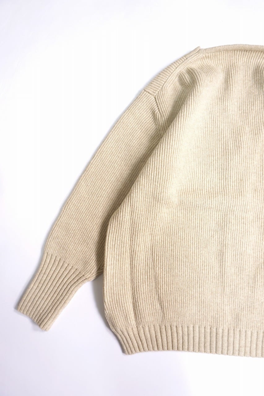 Hand Framed V-Neck C/D