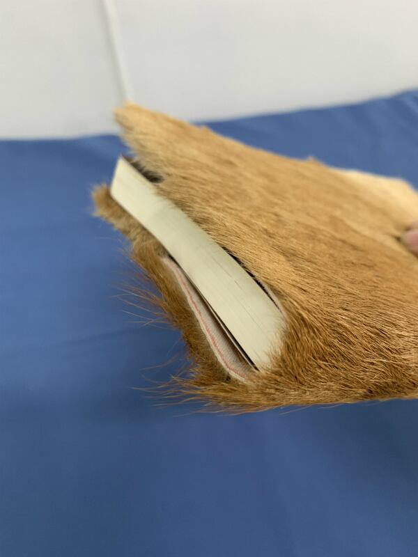 ブックカバー B6サイズ本用 毛皮品種：ポニー | 田舎の毛皮屋さん