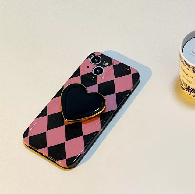 iPhoneケース iPhone13 iPhone12 グリップ付 ハート アーガイル ピンク 黒 1322