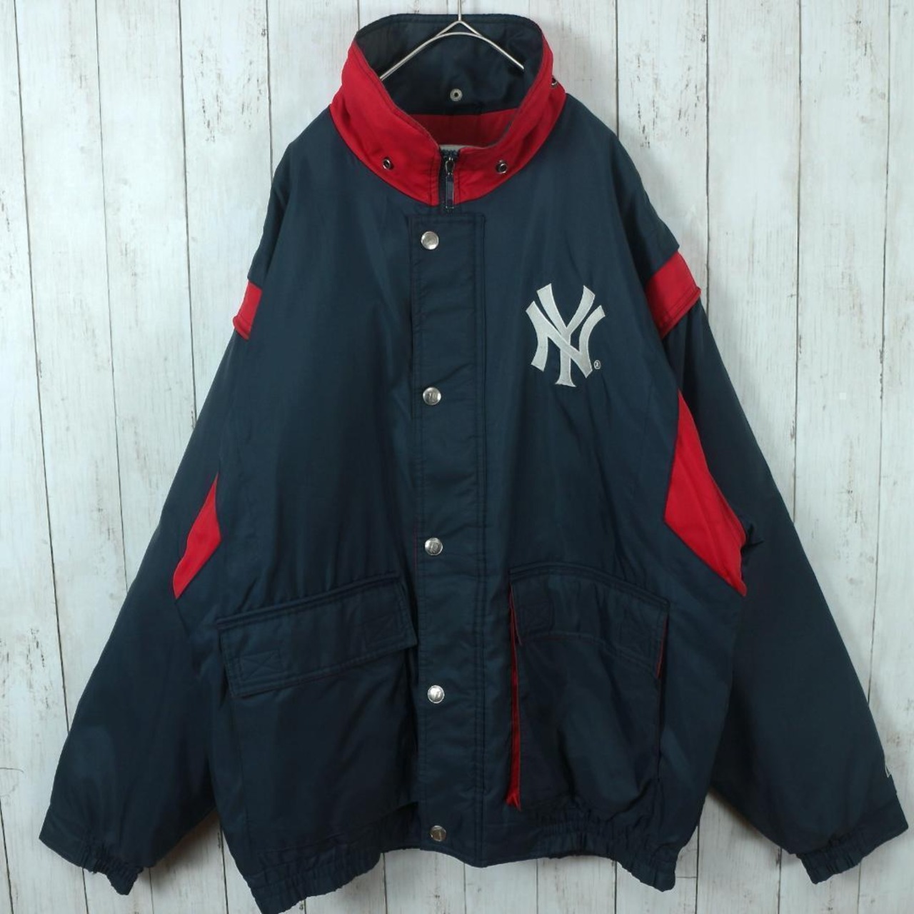 MLB NEW YORK YANKEES ヤンキース ナイロンジャケット スタジャン 刺繍 