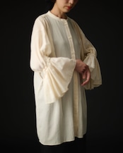 【suie】Dramatic flared sleeve blouse/ボリュームフレアスリーブブラウス