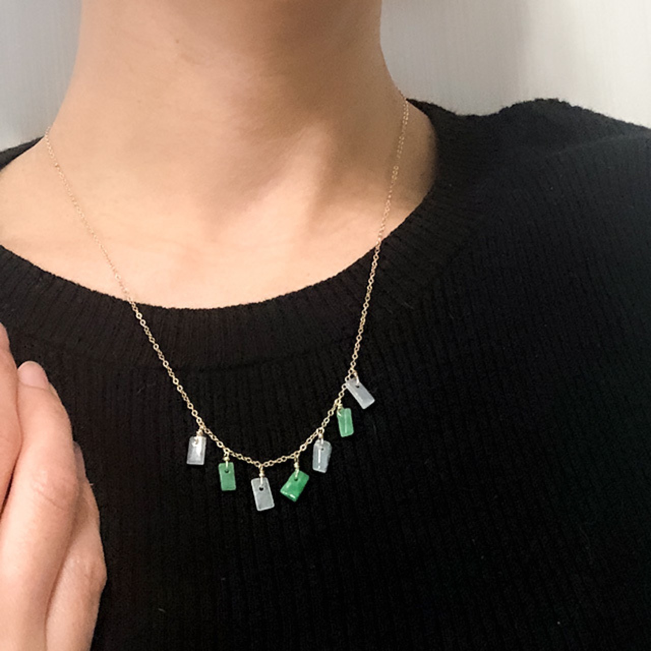 モダンでオシャレなデザイン！翡翠さざれ K14gfチェーンネックレス A貨翡翠 jd_ne1085