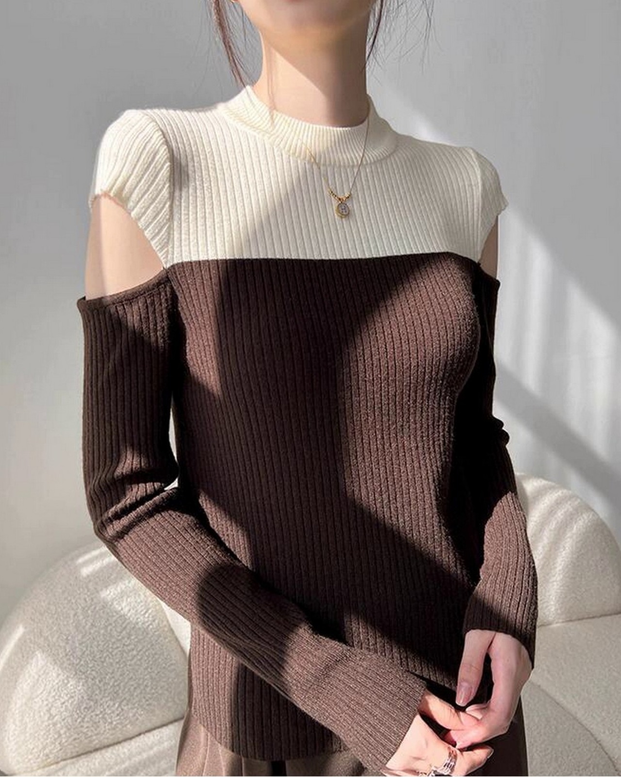 バイカラーオフショルダーニットトップス 2color A0528 - 17