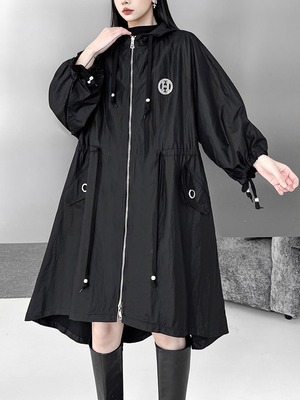 Black workwear-inspired hooded coat [T2726]