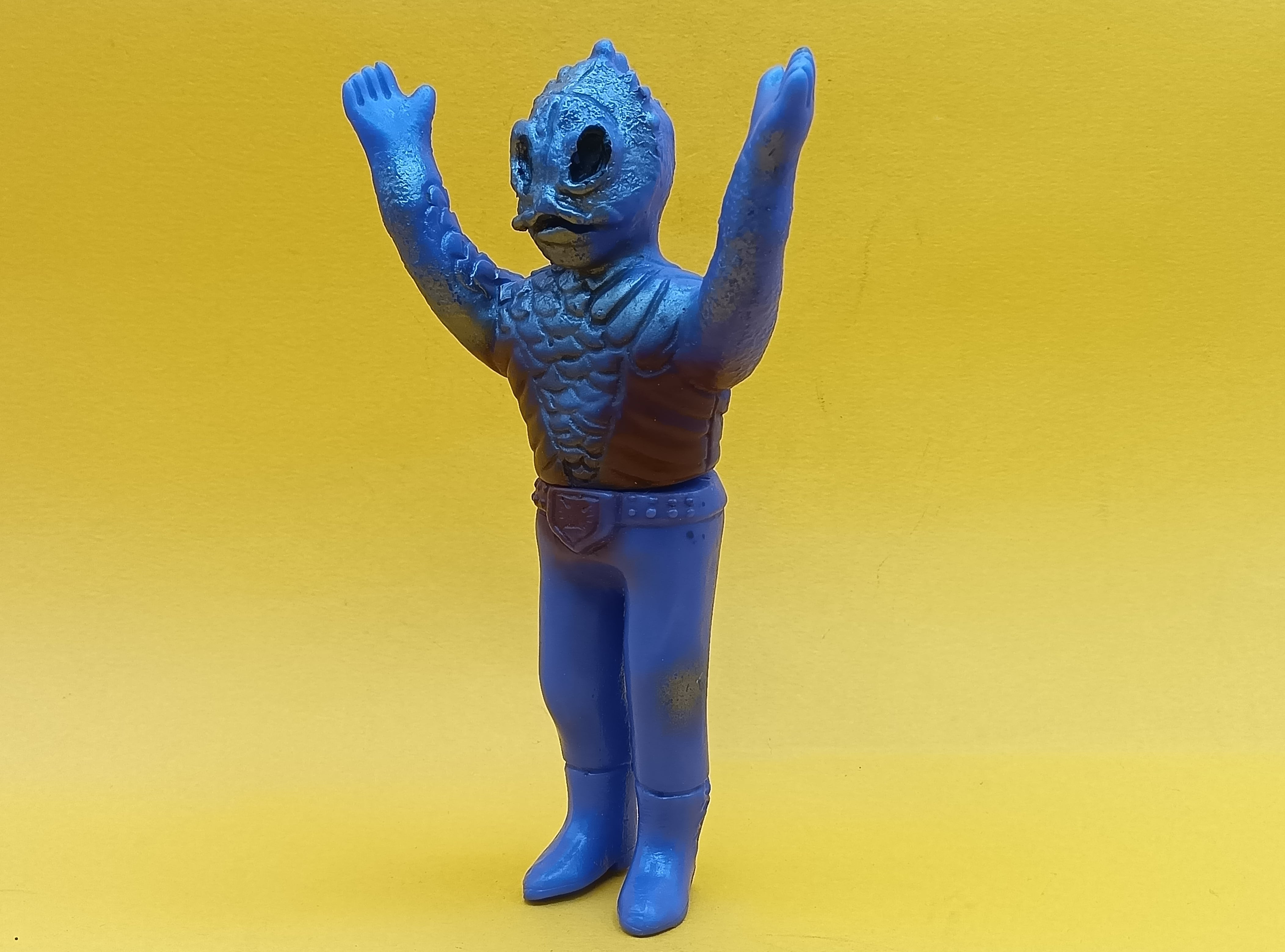 バンダイ 仮面ライダー アマゾニア ソフビ ※紫色成型色【85678322 