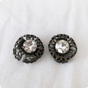 【フランス直輸入】アンティークの風合い豊かな ヴィンテージ イヤリング