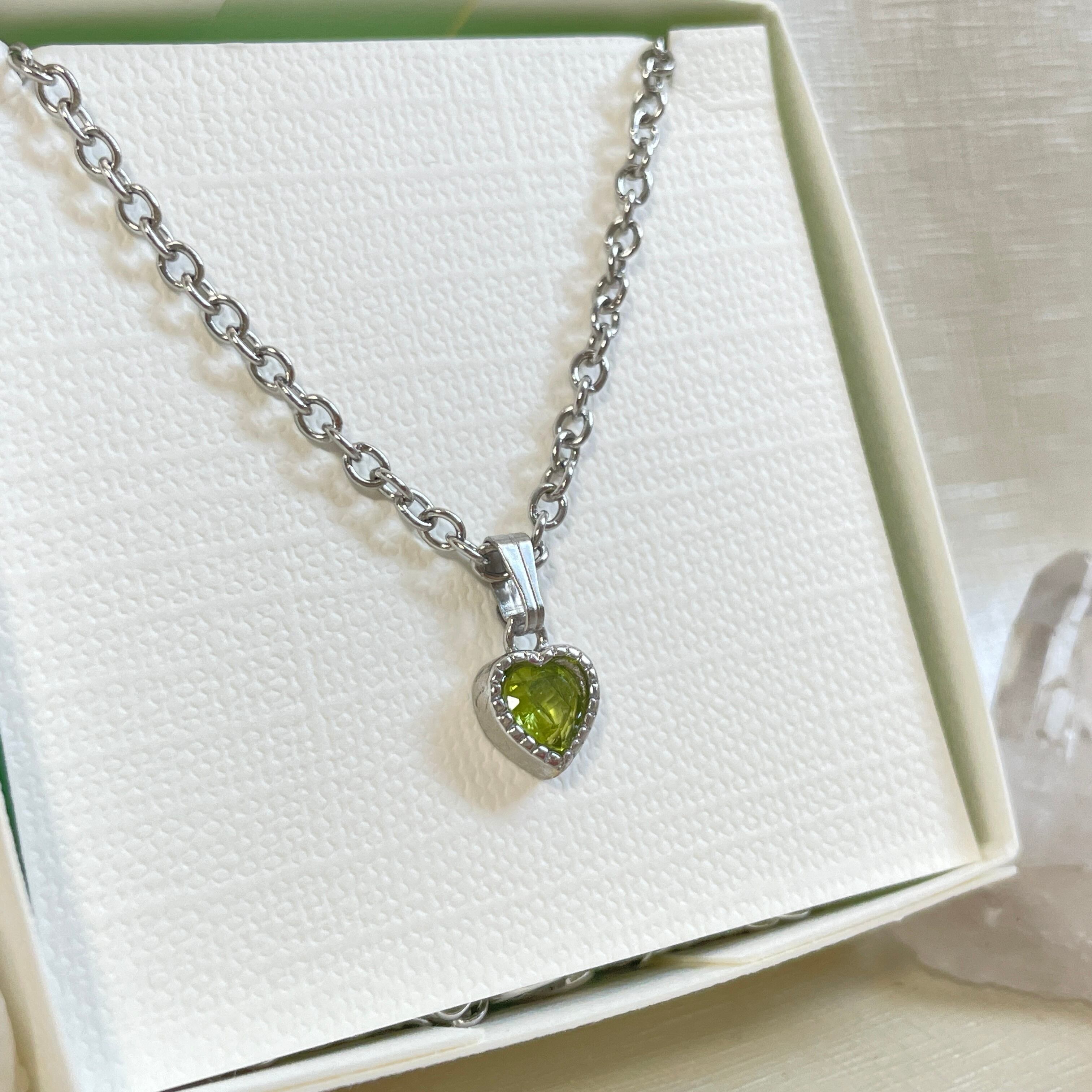 BLESSハートネックレスたくむ着用 BLESSハートネックレスたくむ着用