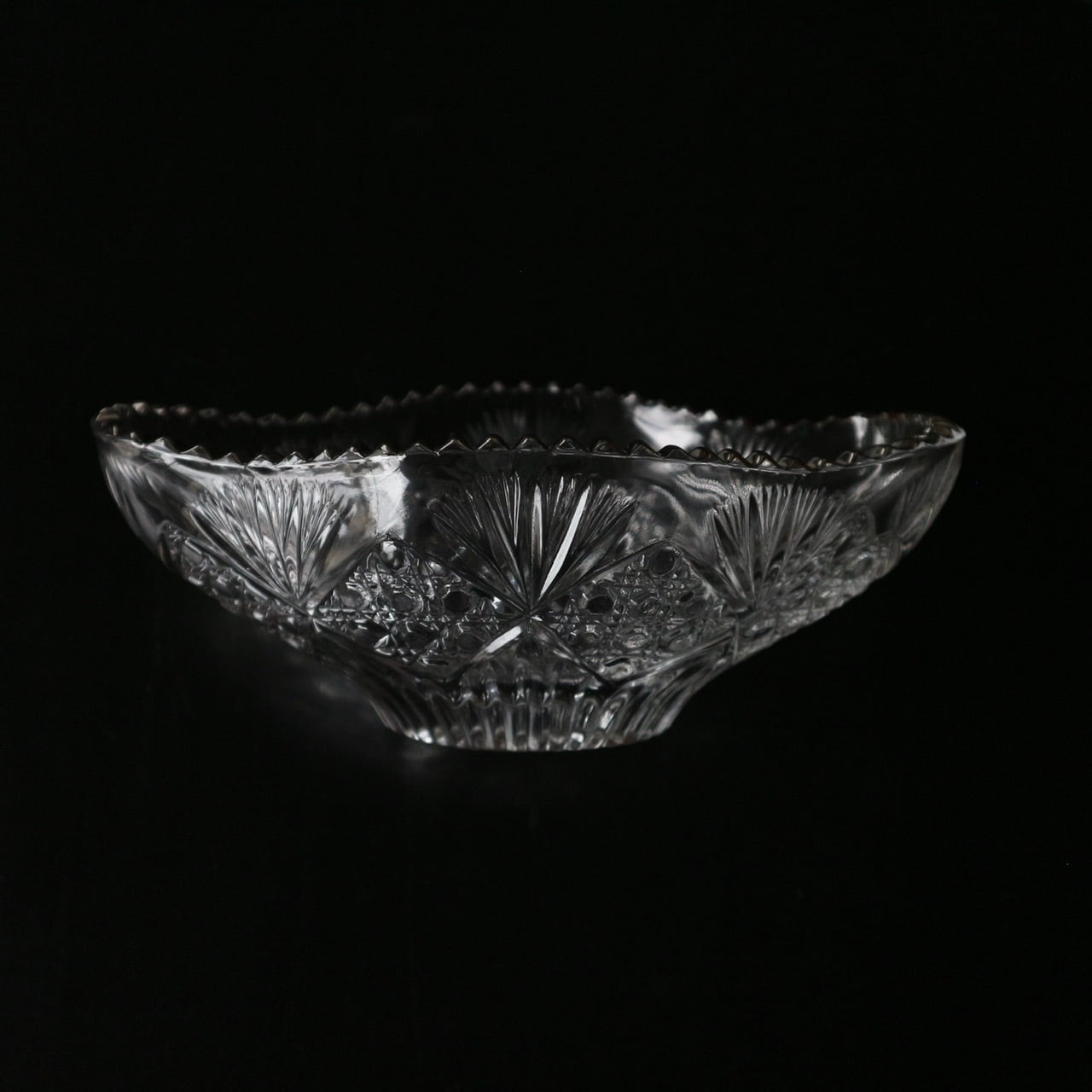 ガラス舟形向付 プラチナ縁 | 芦屋貴兆陶家 online shop