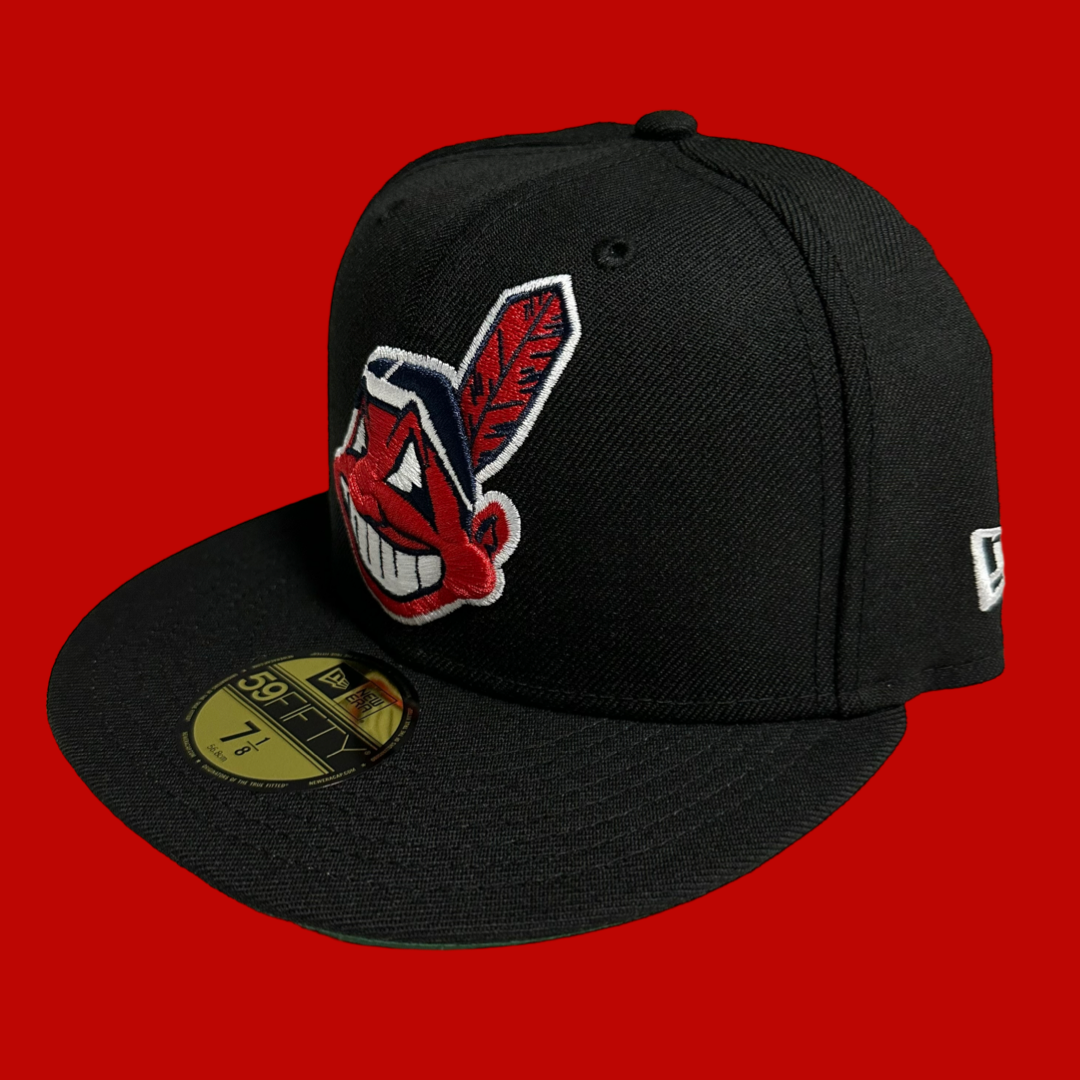 Cleveland Indians New Era 59Fifty Fitted / Black (Green Brim) | BARDEST