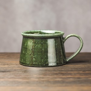 青漆色 台形カップ（コーヒーカップ・マグカップ）／安藤美和