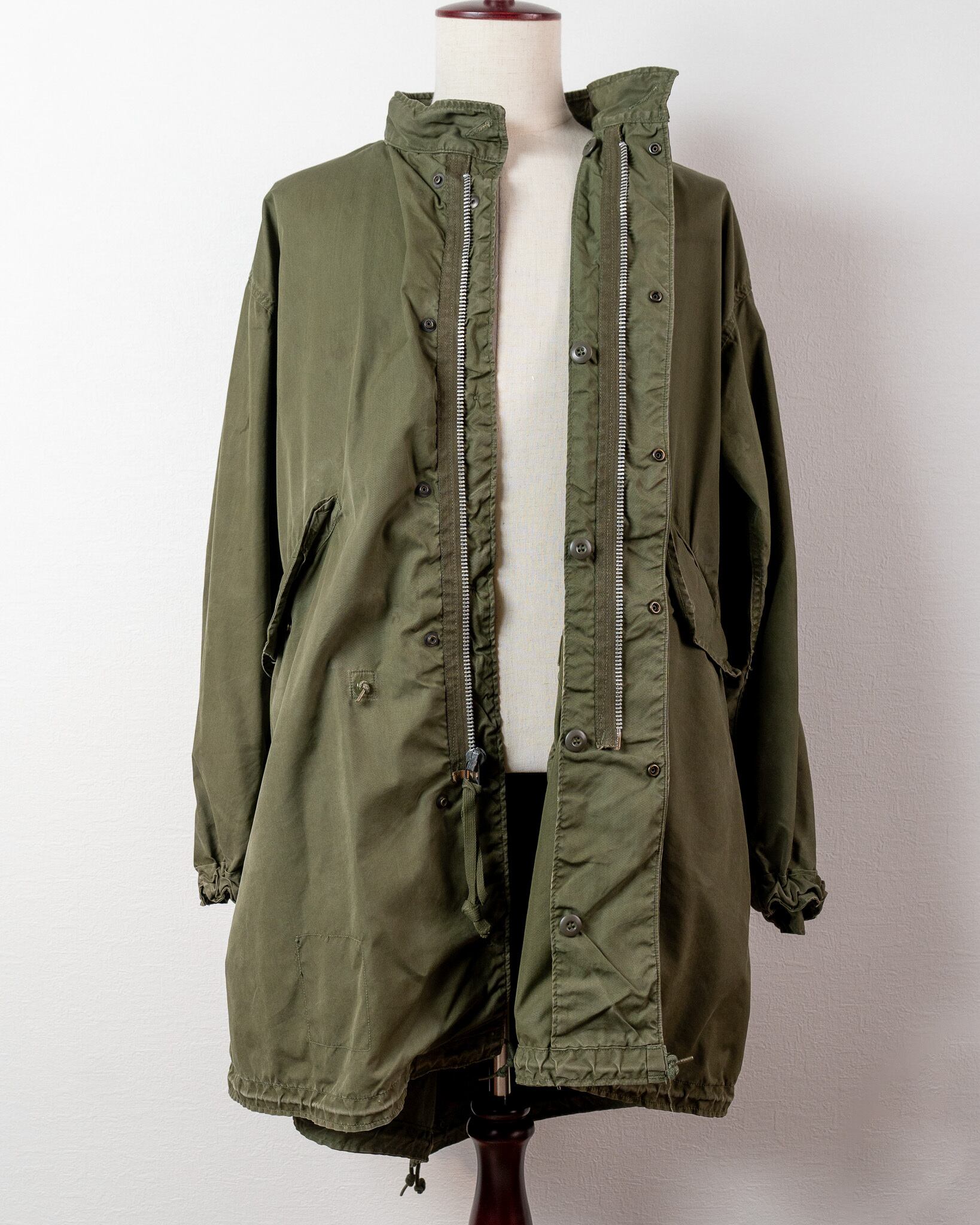 MEDIUM】Aluminum Zipper U.S.Army M-65 Field Parka Shell アメリカ軍