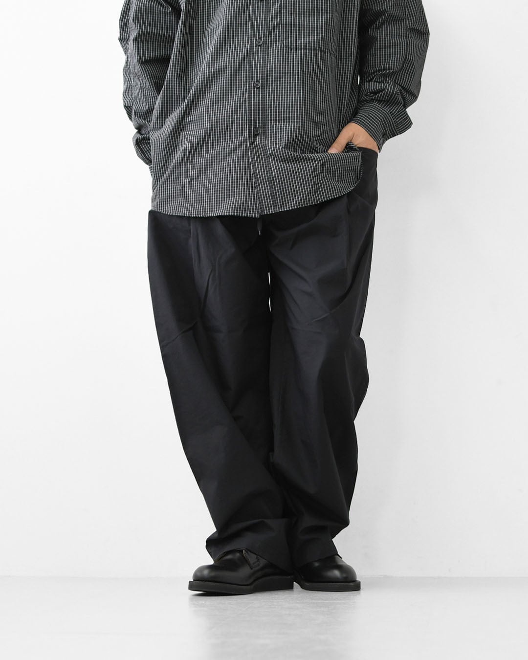 DANTON [ダントン] M Stunner Nylon 2tuck Easy Pants [DT-E0275SNY