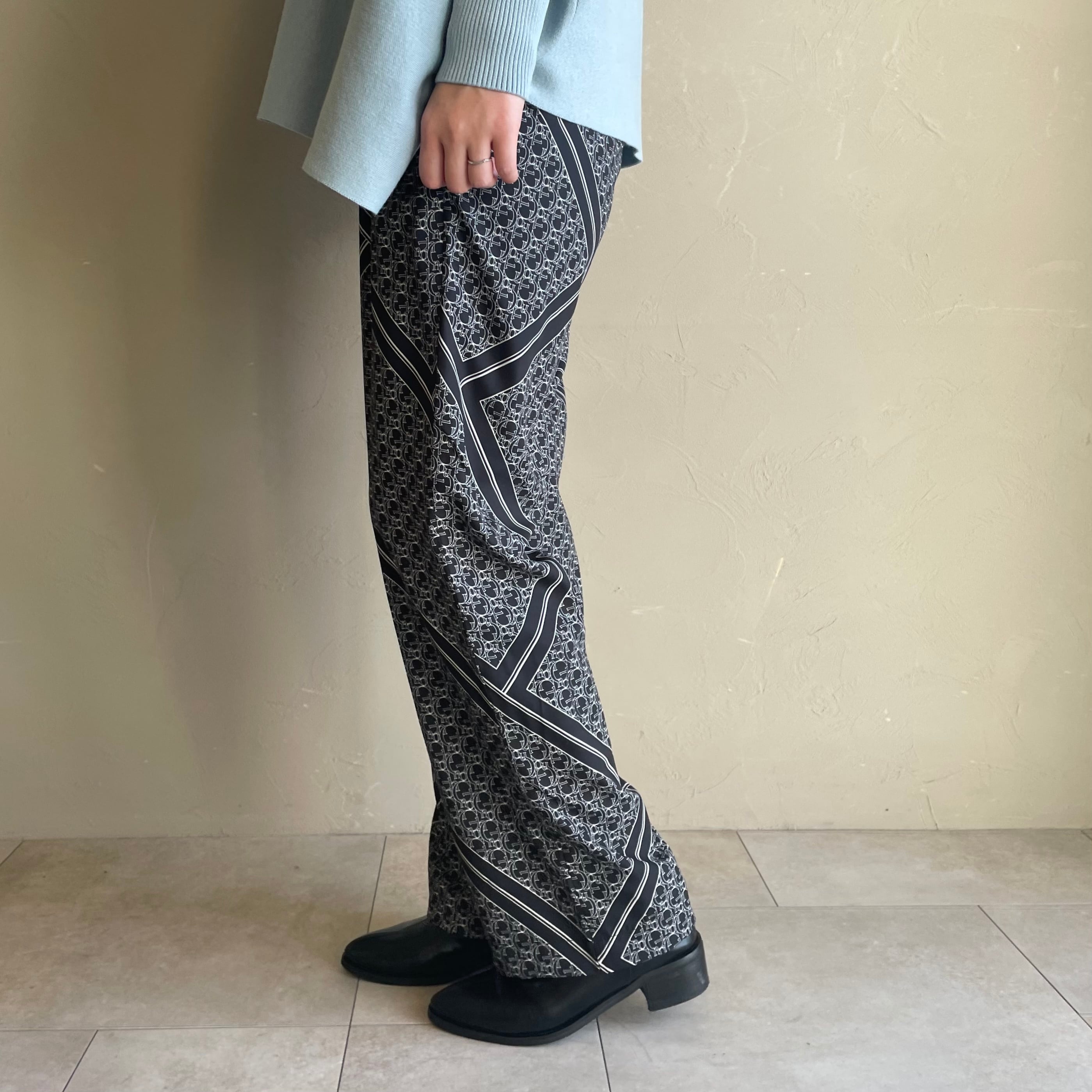 CHIGNON 】モノグラム柄パンツ | valance 福井｜レディース セレクト