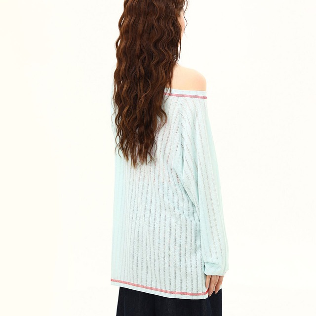 ステッチデザインレタリングシアートップス 1col   R02524