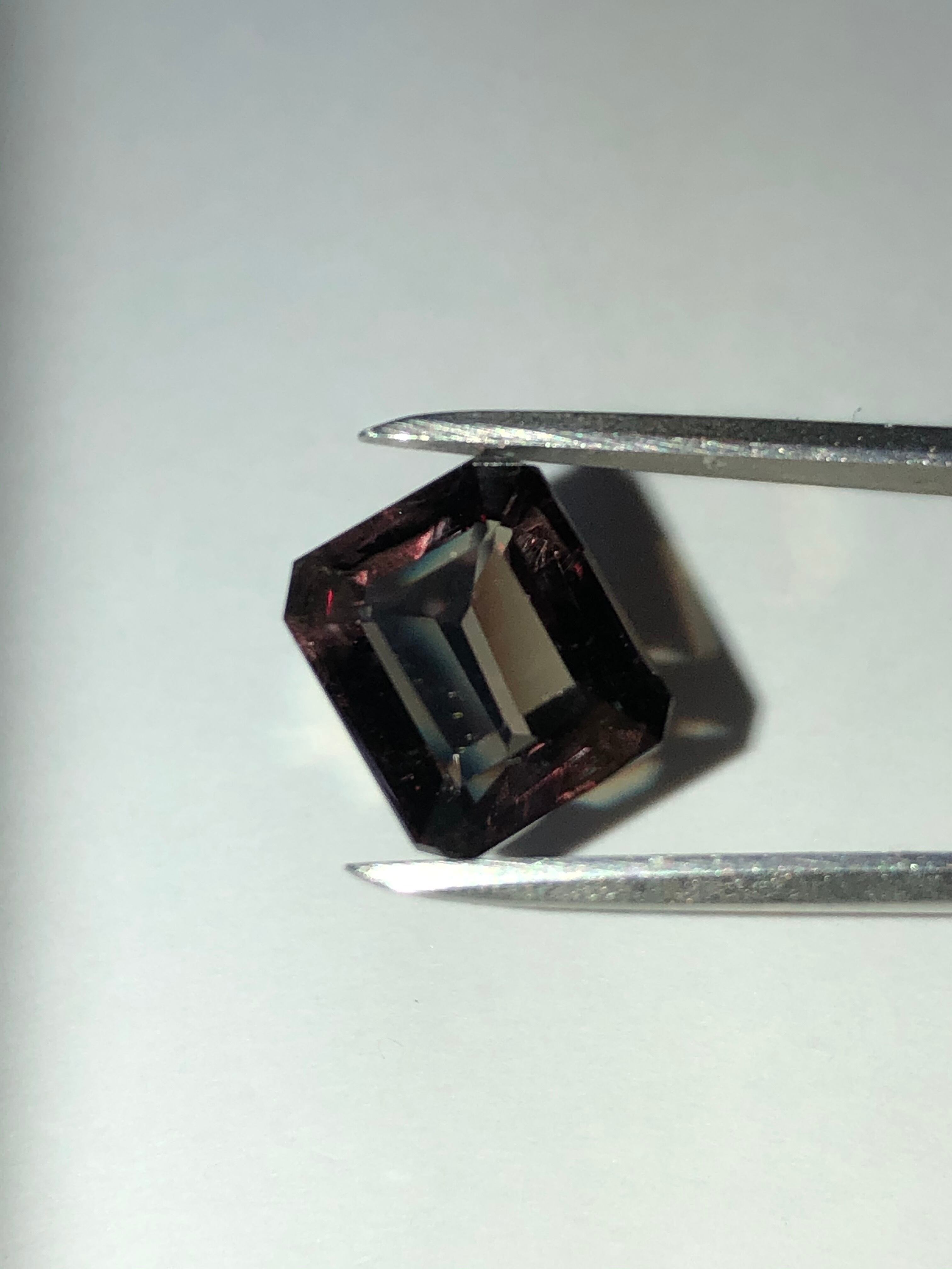 カラーチェンジガーネット 5.01ct