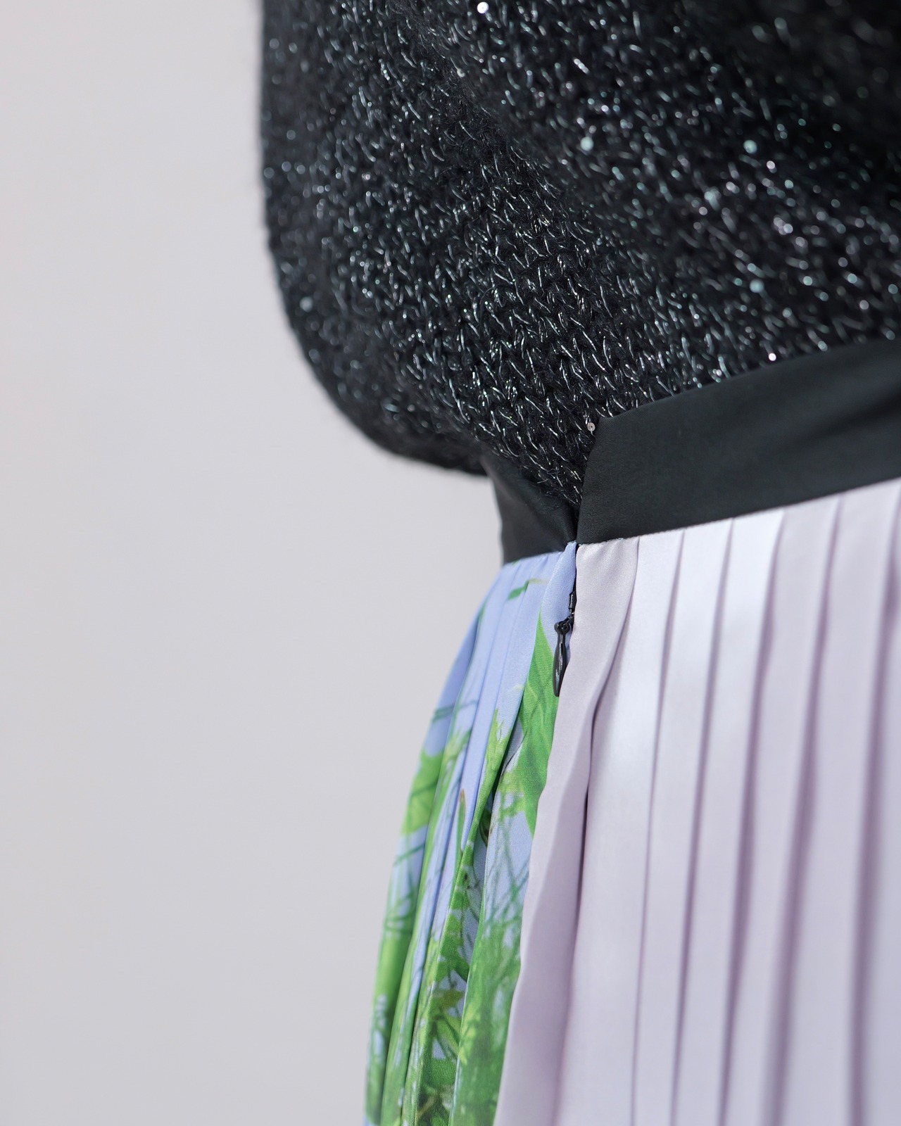 RITSUKO KARITA - Collage print pleats skirt  : black line /  (ﾘﾂｺｶﾘﾀ - ｺﾗｰｼﾞｭﾌﾟﾘﾝﾄﾌﾟﾘｰﾂｽｶｰﾄ : ﾌﾞﾗｯｸﾗｲﾝ)