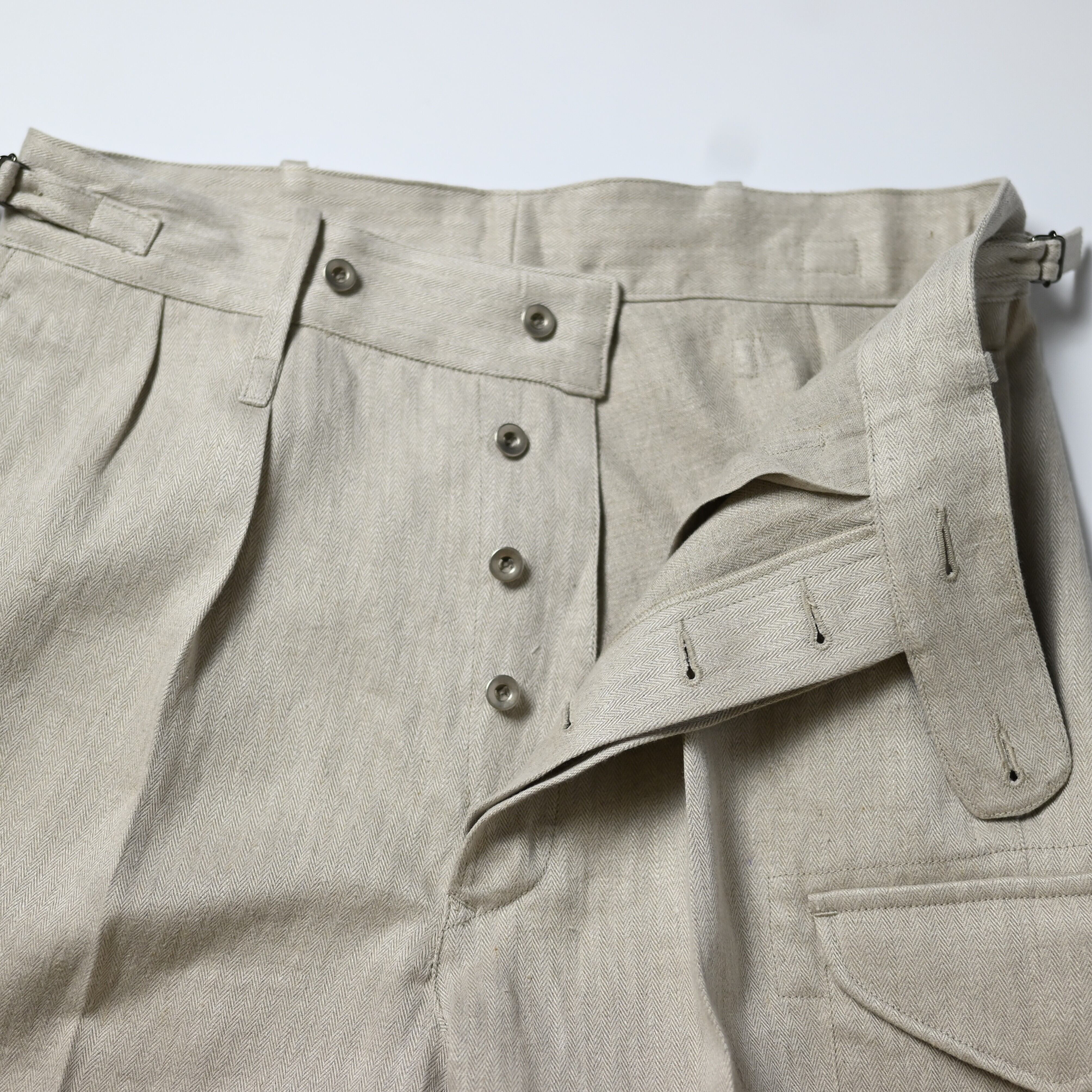 OLD JOE / SIDE BUCKLE GRUKHA SHORTS | GANKO