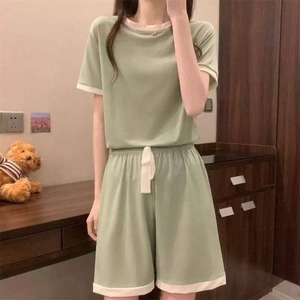 【送料無料】 パジャマ 4色 トップス パンツ ボトム 半袖 Uネック Aライン フレア プルオーバー 可愛い シンプル カジュアル コンサバ こなれ感 フェミニン ラグジュアリー 無地 夏 レディース 女性用 20代 30代 部屋着 普段使い ファッション コーデ スタイル 楽ちん 体型カバー 美脚 脚長 定番 着痩せ リラックスタイム ブルー パープル ピンク バイカラー ニュアンスカラー