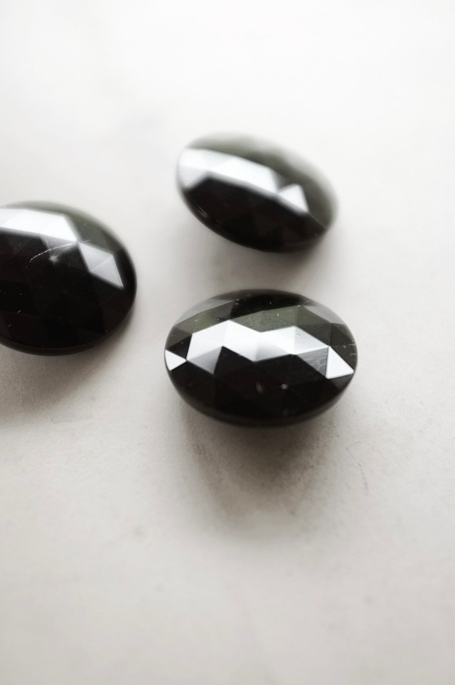 フランス 19世紀  闇夜の星と多面角黒ガラスボタン2.7c 1p アンティーク