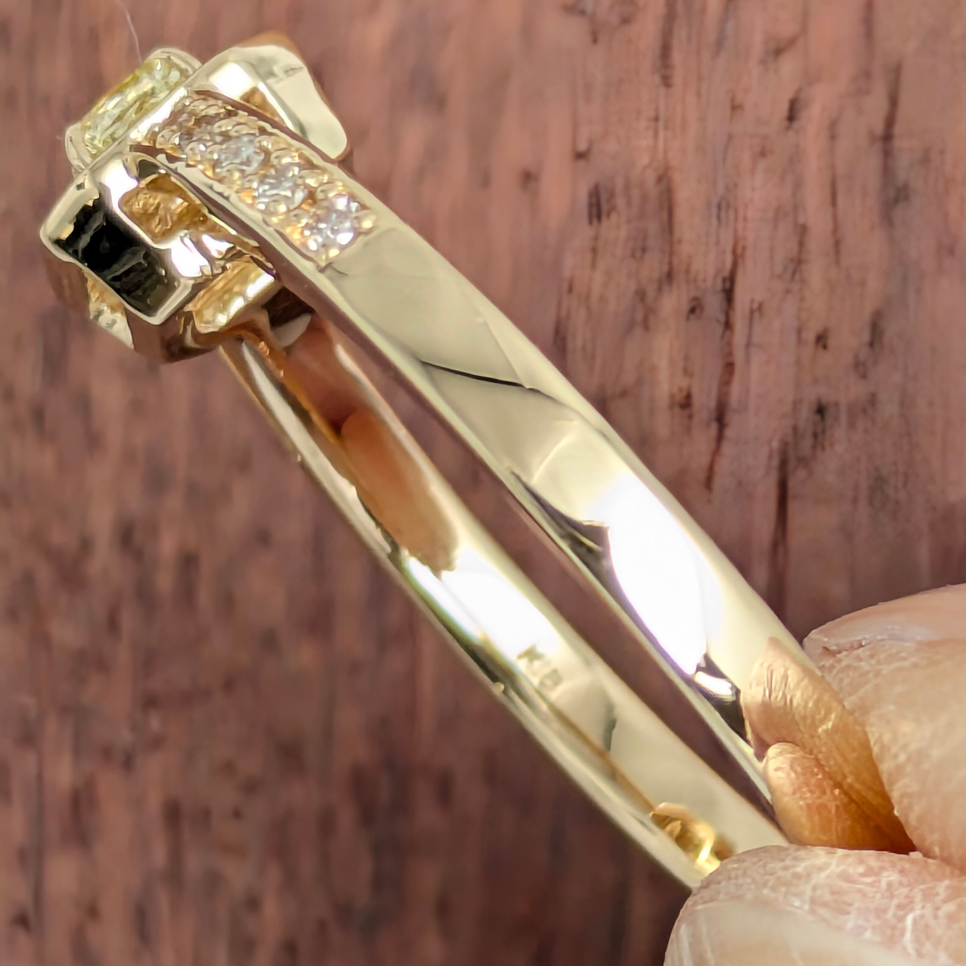 K18イエローダイヤリング 0.107ct D 0.10ct【PRO208781】 | CollectJewel