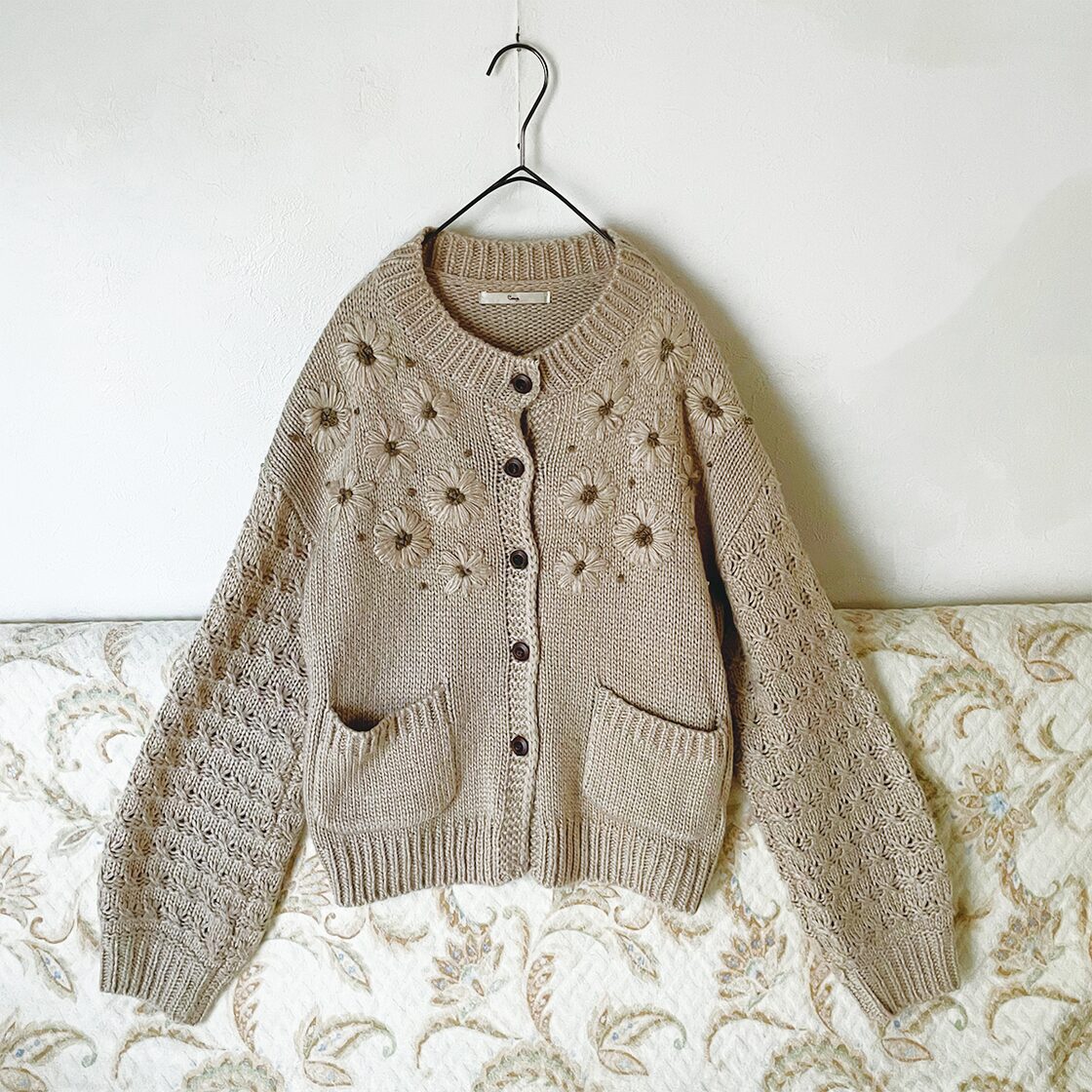 90s マーガレット刺繍 ニットカーディガン レトロヴィンテージ古着 