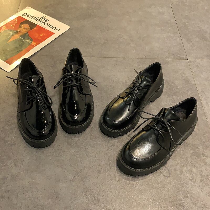 レザーウィンターレッドレースブラックスタンダードシングル 靴 シューズ レトロ 冬物 部族の婦人靴46697895169