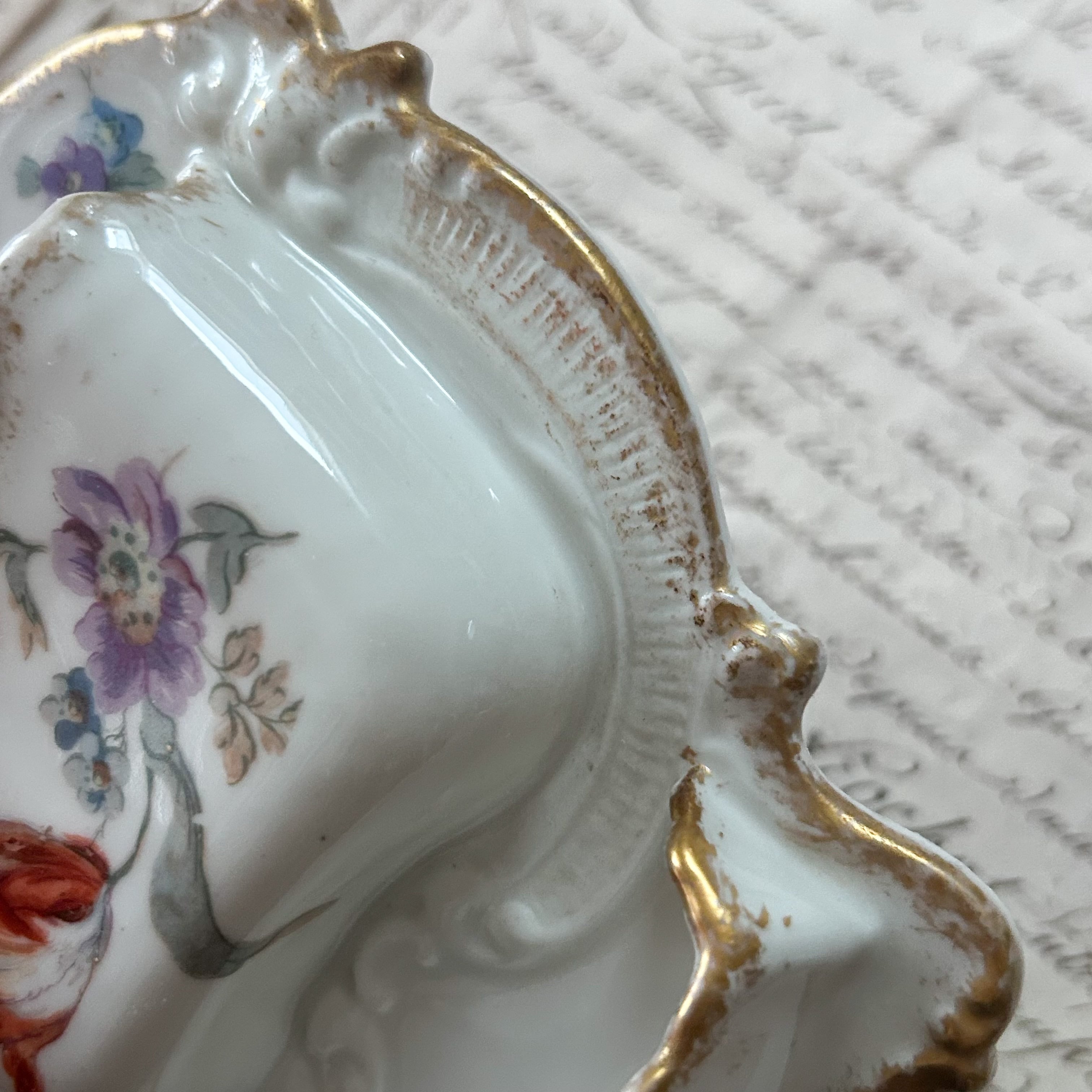 フランスアンティーク】ハンドペイントの花々が美しい聖水盤 | ｱﾝﾃｨｰｸ