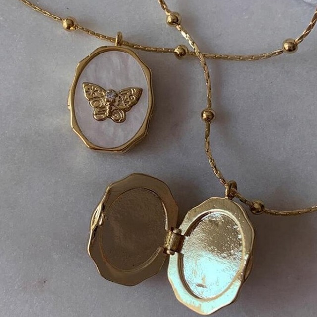 オーバルバタフライチェーンネックレス W10192