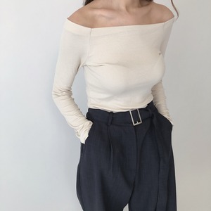  Off shoulder tops / beige（9月下旬発送予定）