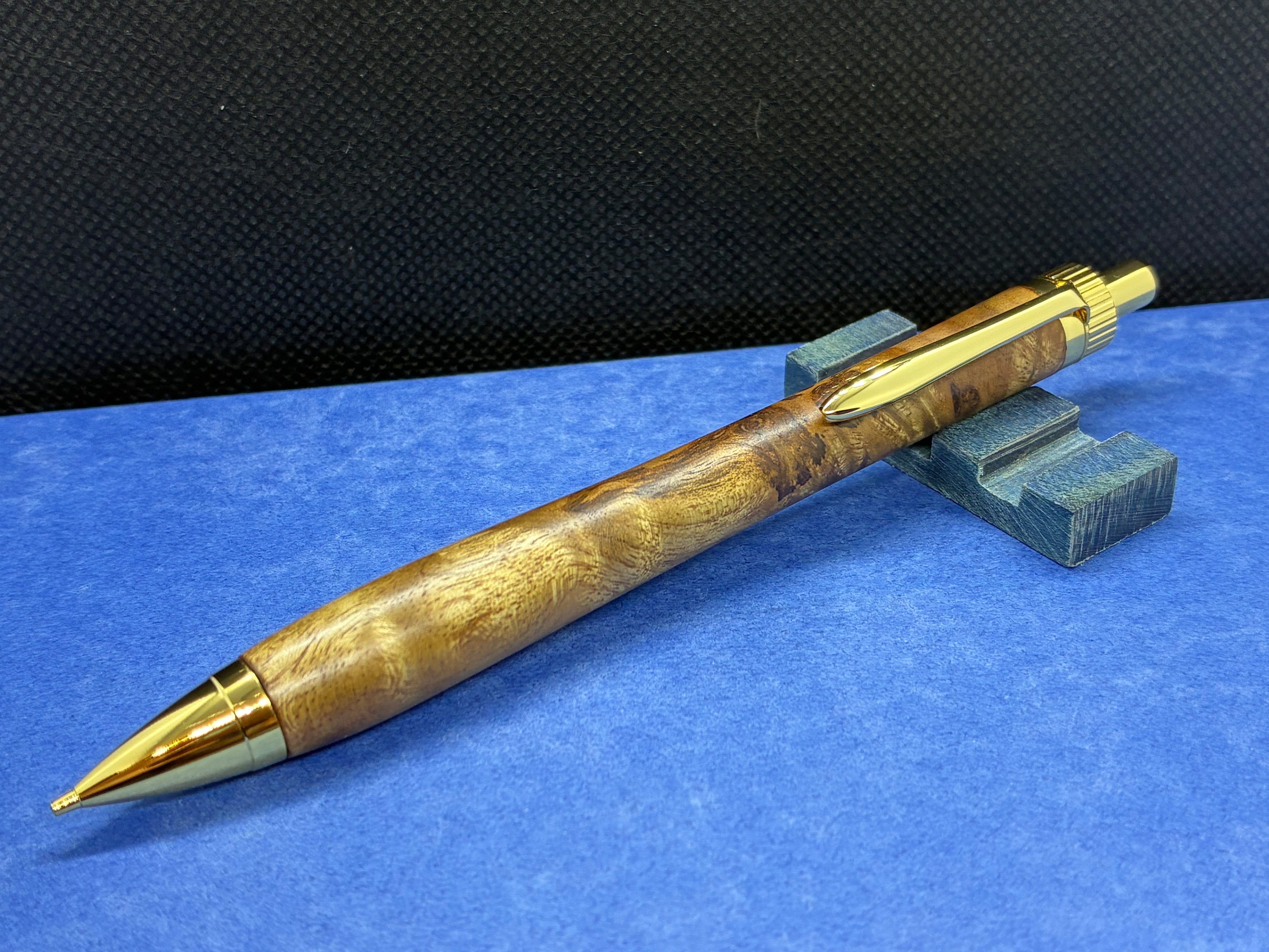 4053da8eca0606bfbf98532fbee9c2