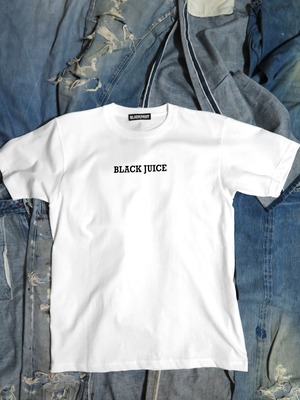 “BLACK JUICE” PRINTED WHITE TEE