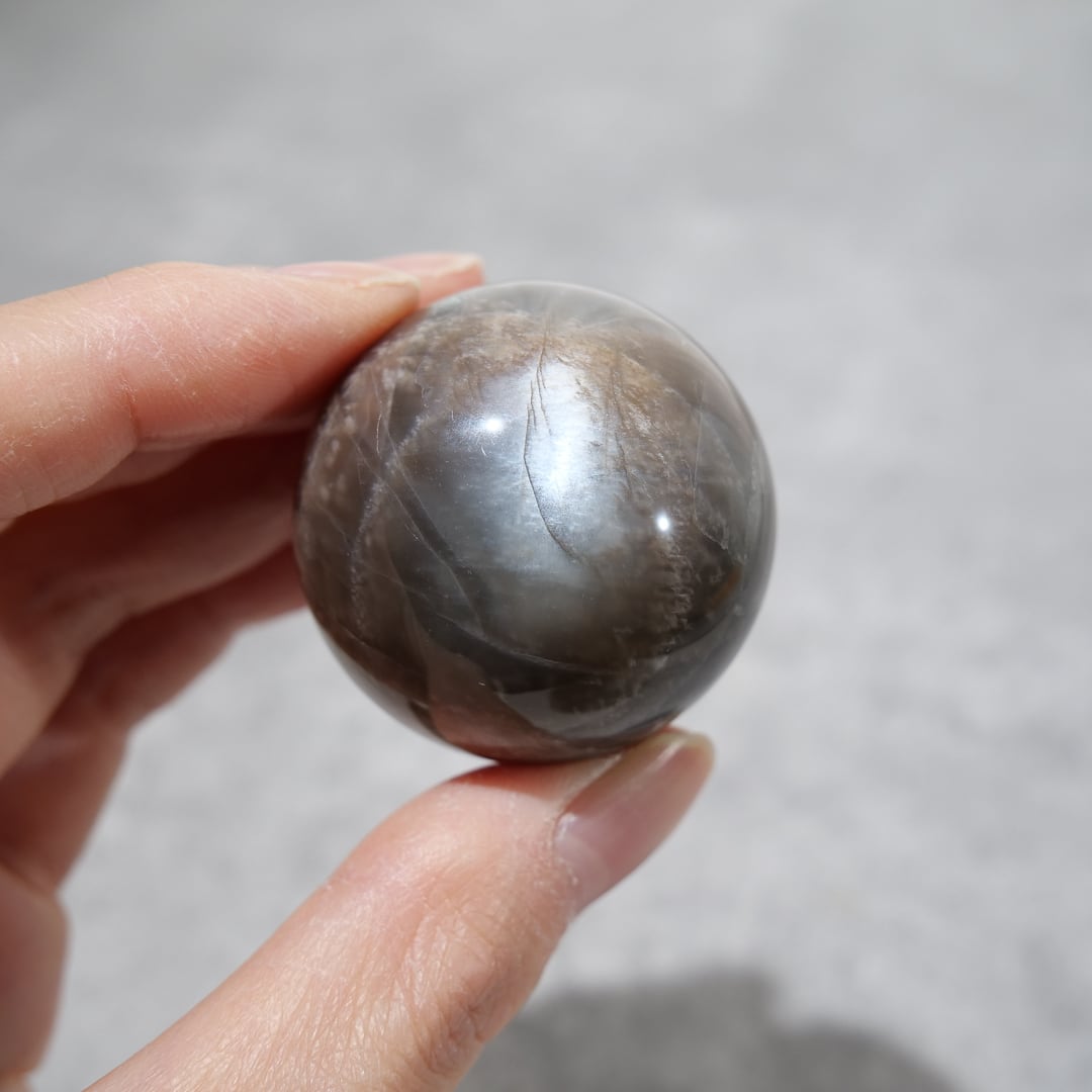 ブラック ムーンストーン / スフィア【φ3.7cm】 | ariife.公式