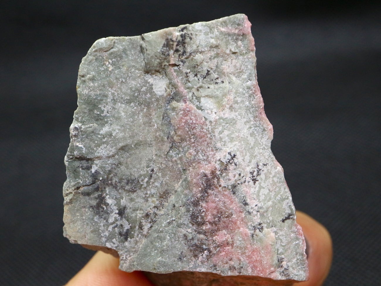 桃簾石 チューライト 110g TLT001 鉱物 天然石 パワーストーン 原石