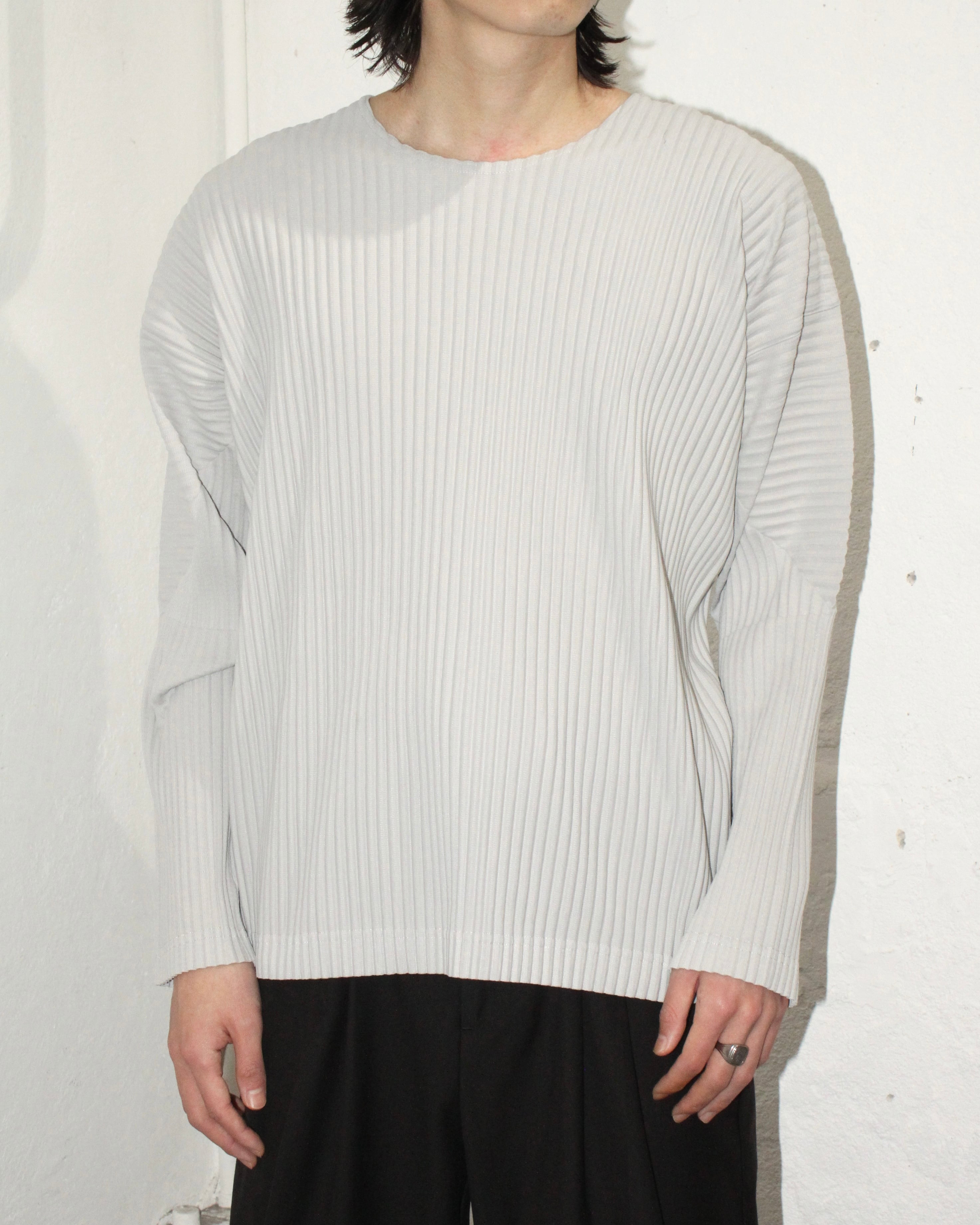 HOMME PLISSE (ISSEY MIYAKE) L/S Pleats Tee | VOLAR