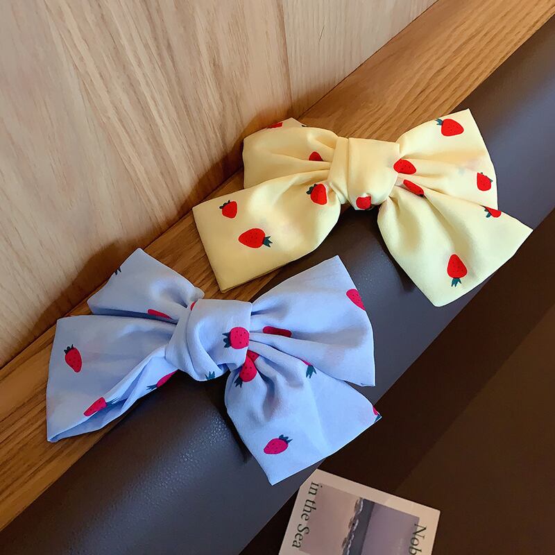 リボンヘアピン バックスプリングアクセサリー トップス 大人ガーリー スウィート キュート カジュアル 春物 ブラック・アイド・ピーズ23747741688