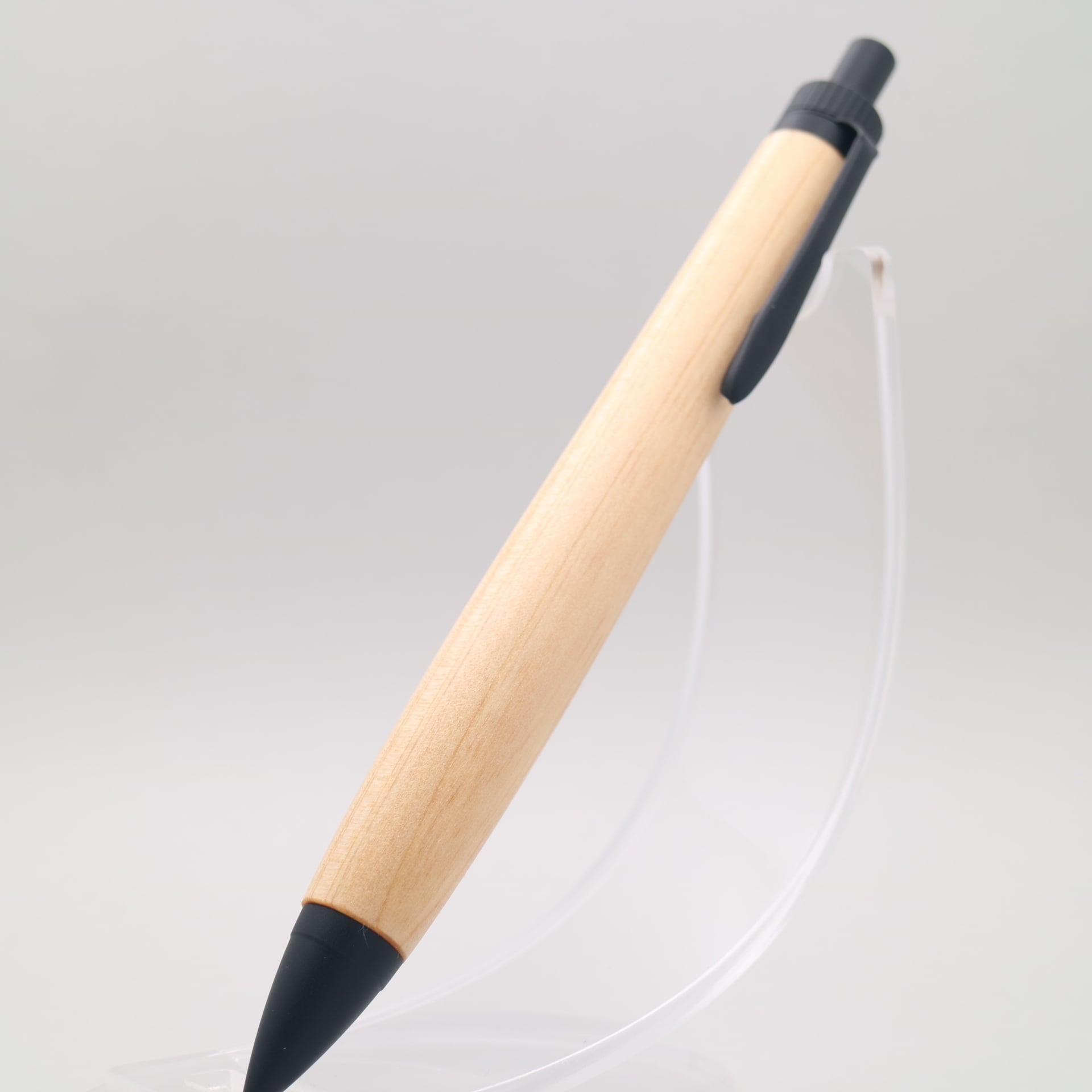 伊勢神宮　檜　ハンドメイド　木軸ボールペン　G2　天然木　シルバー 405b0ad7de8674586439b851d72400