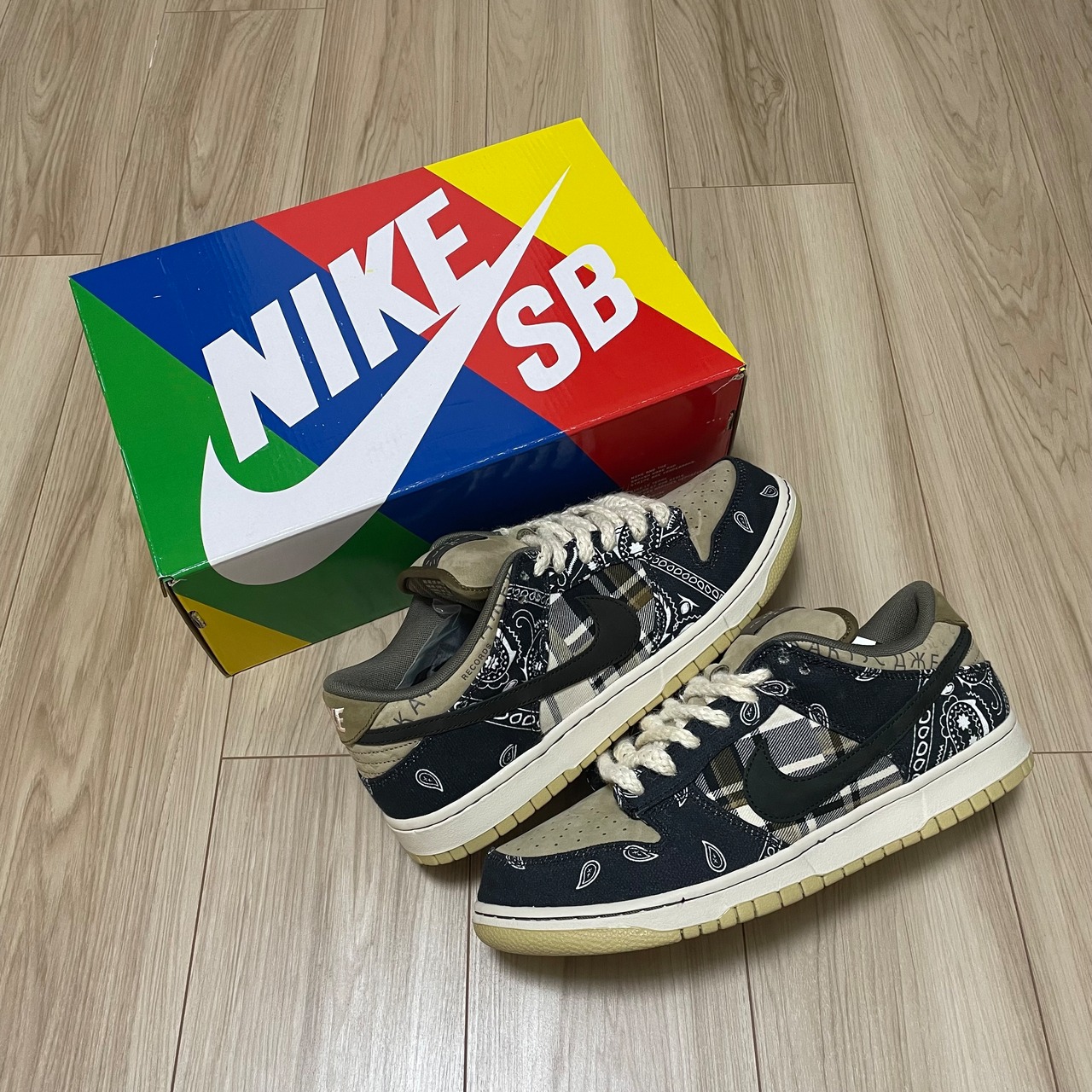 ×TRAVIS SCOTT SB DUNK LOW PRM QS CACTUS JACK CT5053-001