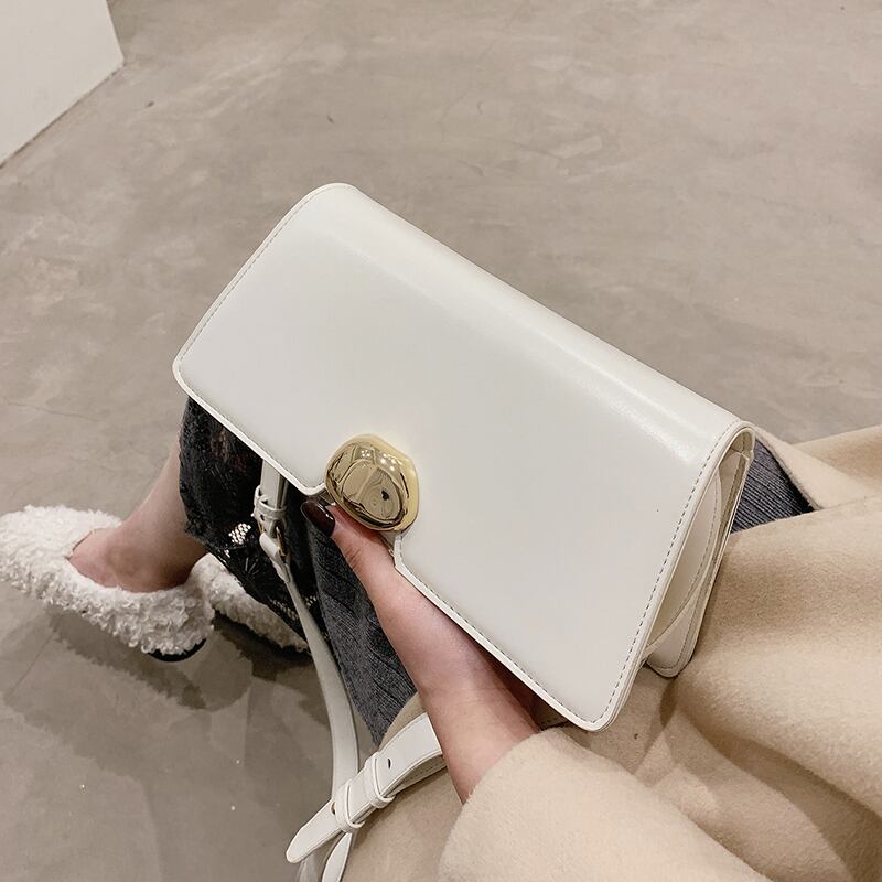 オータムウィンターレッドショルダーバッグ 秋物 冬物 メッセンジャーバッグ 手作りハンドバック91768887620