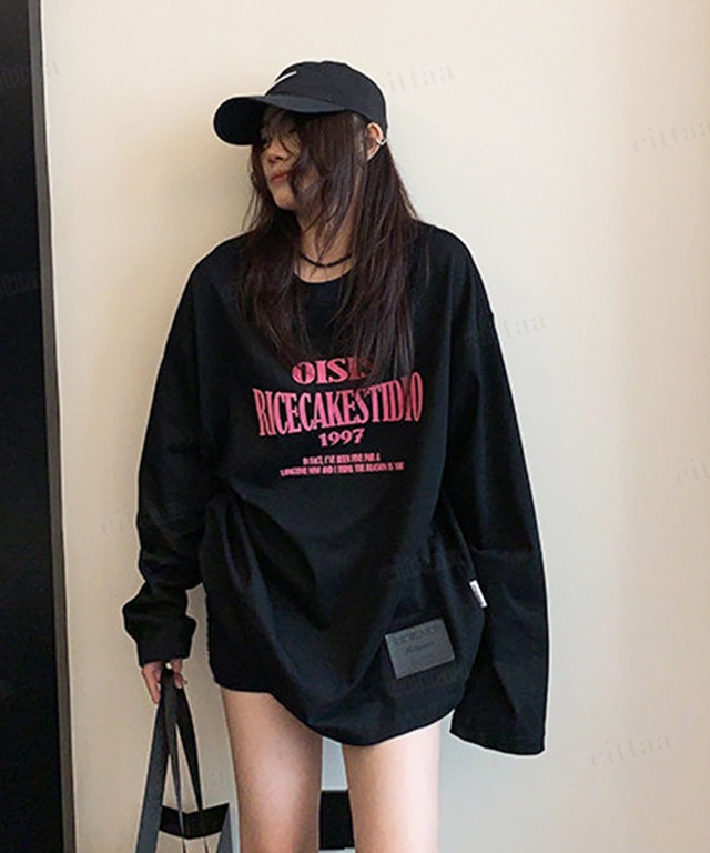 ★予約★D-1308　2026秋新作♡RICECAKE裾フェイクレザーラベル付きPINKロゴ長袖Tシャツ　ブラック