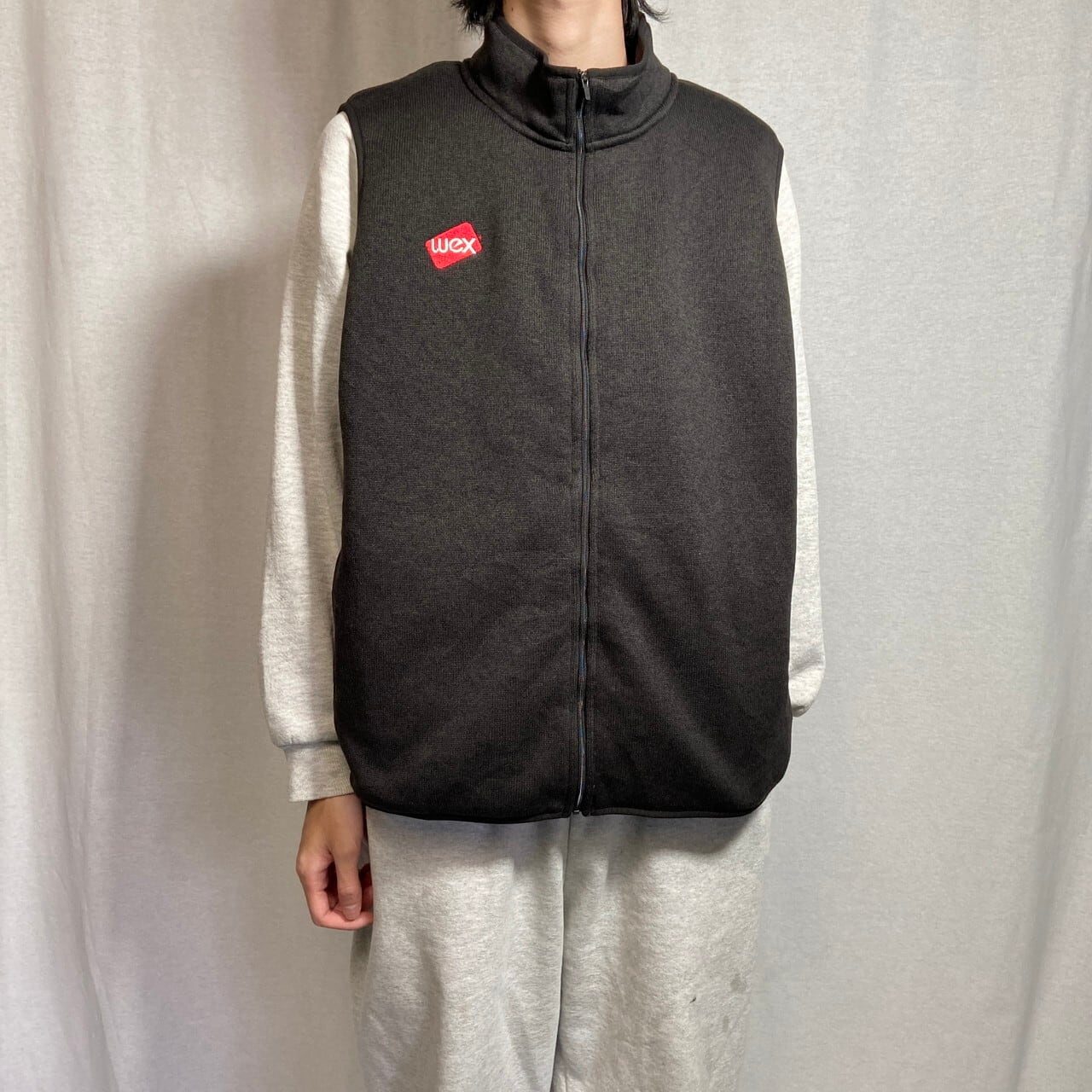 エルエルビーン フリース ベスト 刺繍ロゴ ワンポイント ダークグレー 黒 XL L.L.Bean エルエルビーン ニットフリースベスト 企業ロゴ刺繍 メンズ