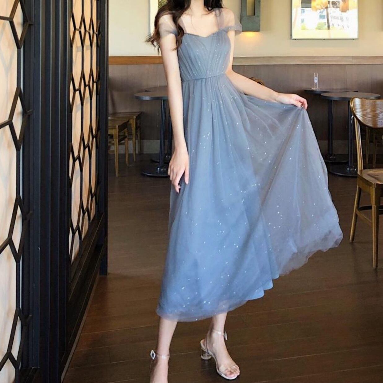 ワンピース レディース ドレス 膝下 ミモレ ミモレ丈 ミディアム丈 ノースリーブ フレア チュール 透け感 キラキラ かわいい 大人可愛い きれいめ 上品 エレガント フェミニン シック おしゃれ お洒落 綺麗 お嬢様 フォーマル クール モード系 おとな キュート ガーリー 個性的 無地 デート パーティー イベント S M L XL ブルー 青 グリーン 春 夏 記念日 送料無料 結婚式 二次会 披露宴 演奏会 10代 20代 30代 40代 女性用 韓国 韓国系 体型カバー コーデ スタイル モテ