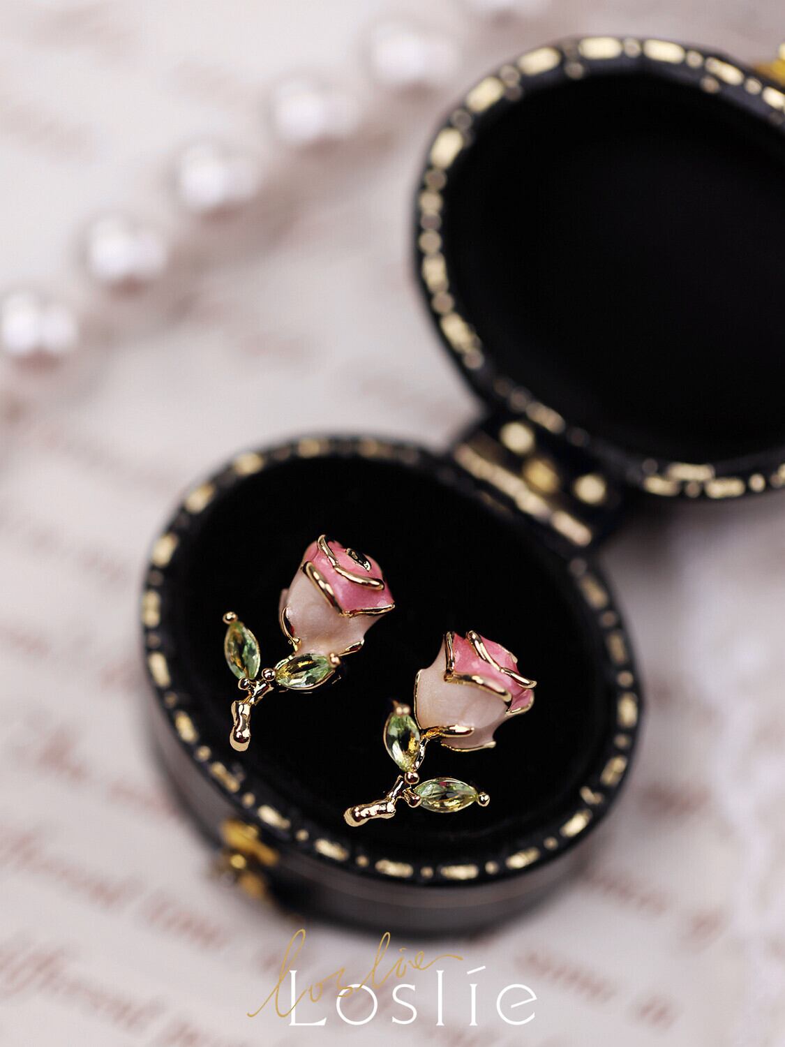 彼の記憶に残る一輪の薔薇・ローズエナメルの愛されピアス♡♥A26