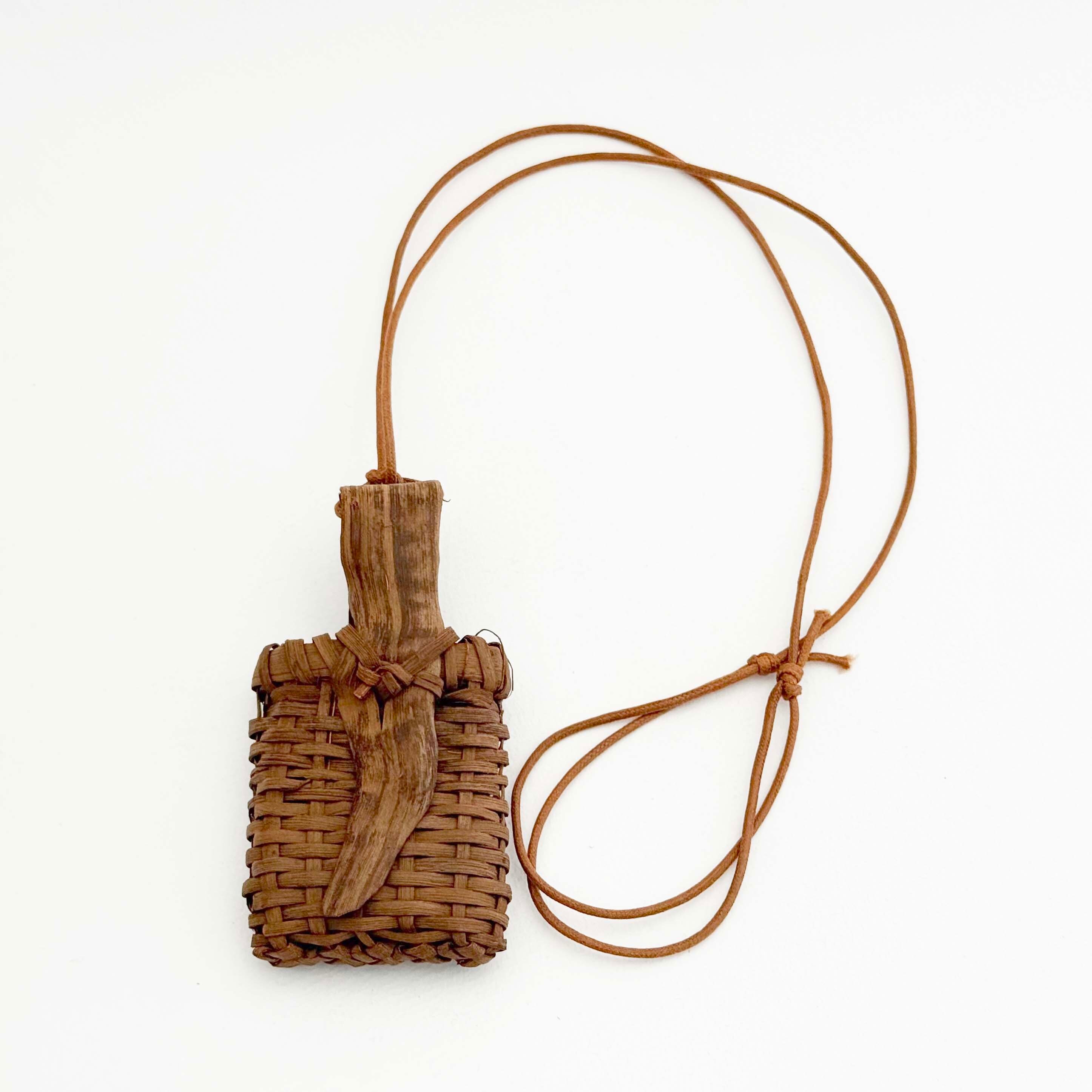 葡萄蔓こけしペンダント籠+たこ坊主こけし2本