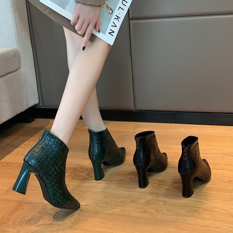 アンクルブーツレディースウィンタースタンダードバックジッパー薄手 レトロ 靴 シューズ 冬物 部族の婦人靴14294659042