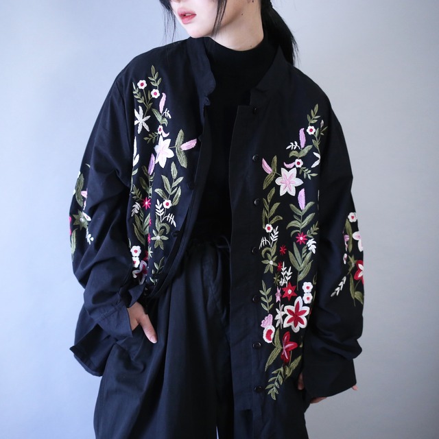 "花×刺繍" beautiful pattern china motif design over silhouette shirt