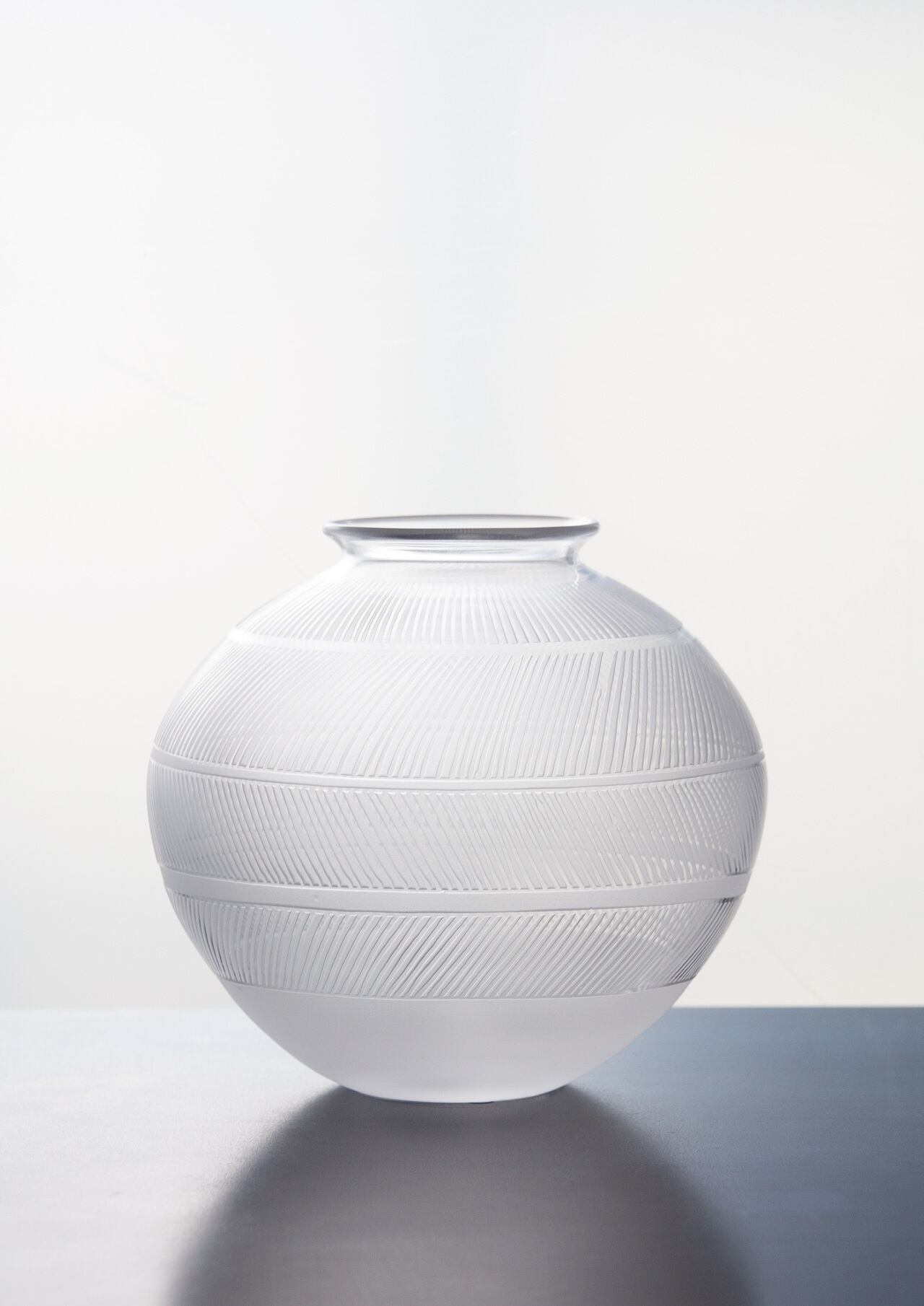 新田佳子さんガラス大鉢