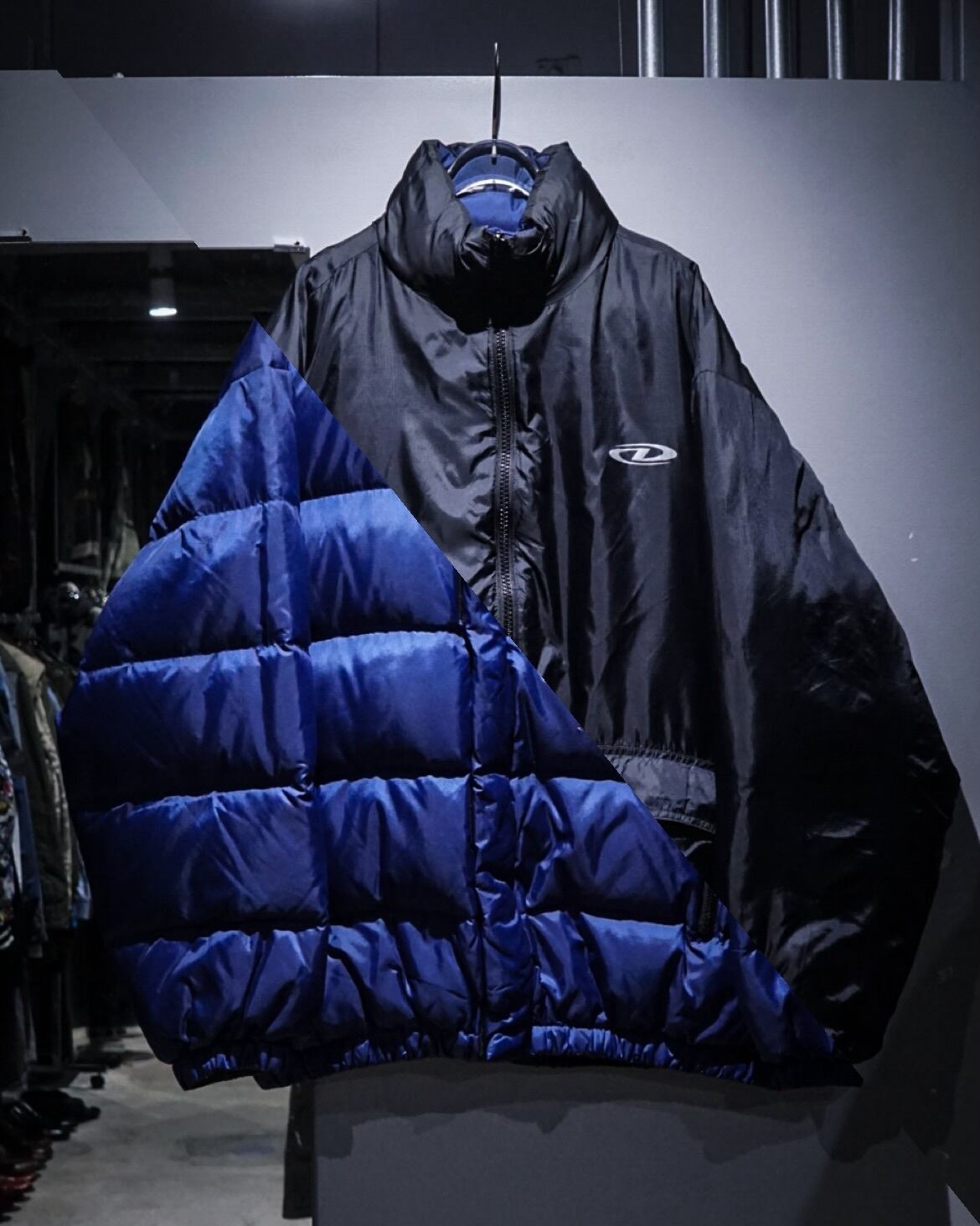 add (C) vintage】“DKNY ACTIVE” “Reversible” Loose Down Jacket
