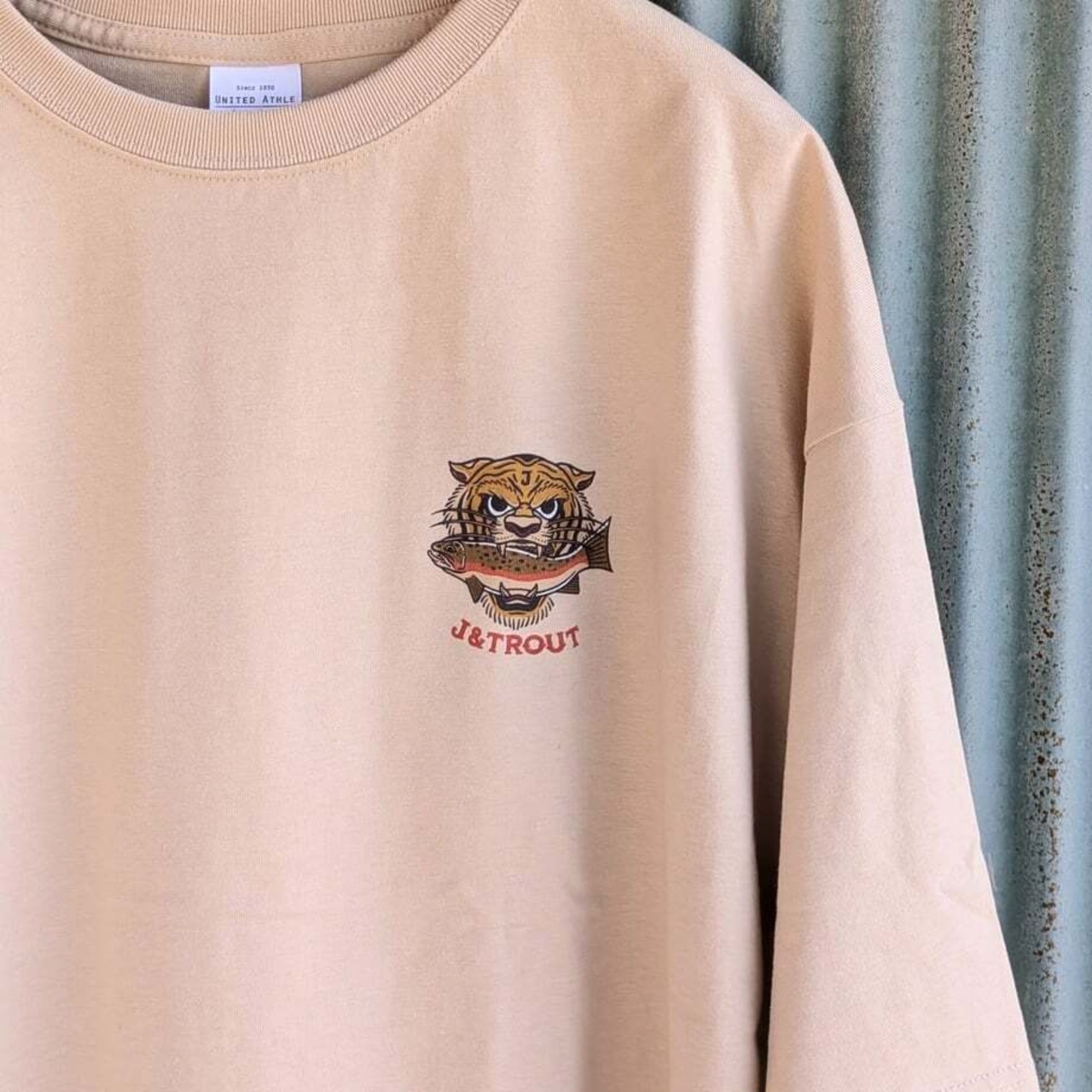 マリアTシャツ（ベージュ)