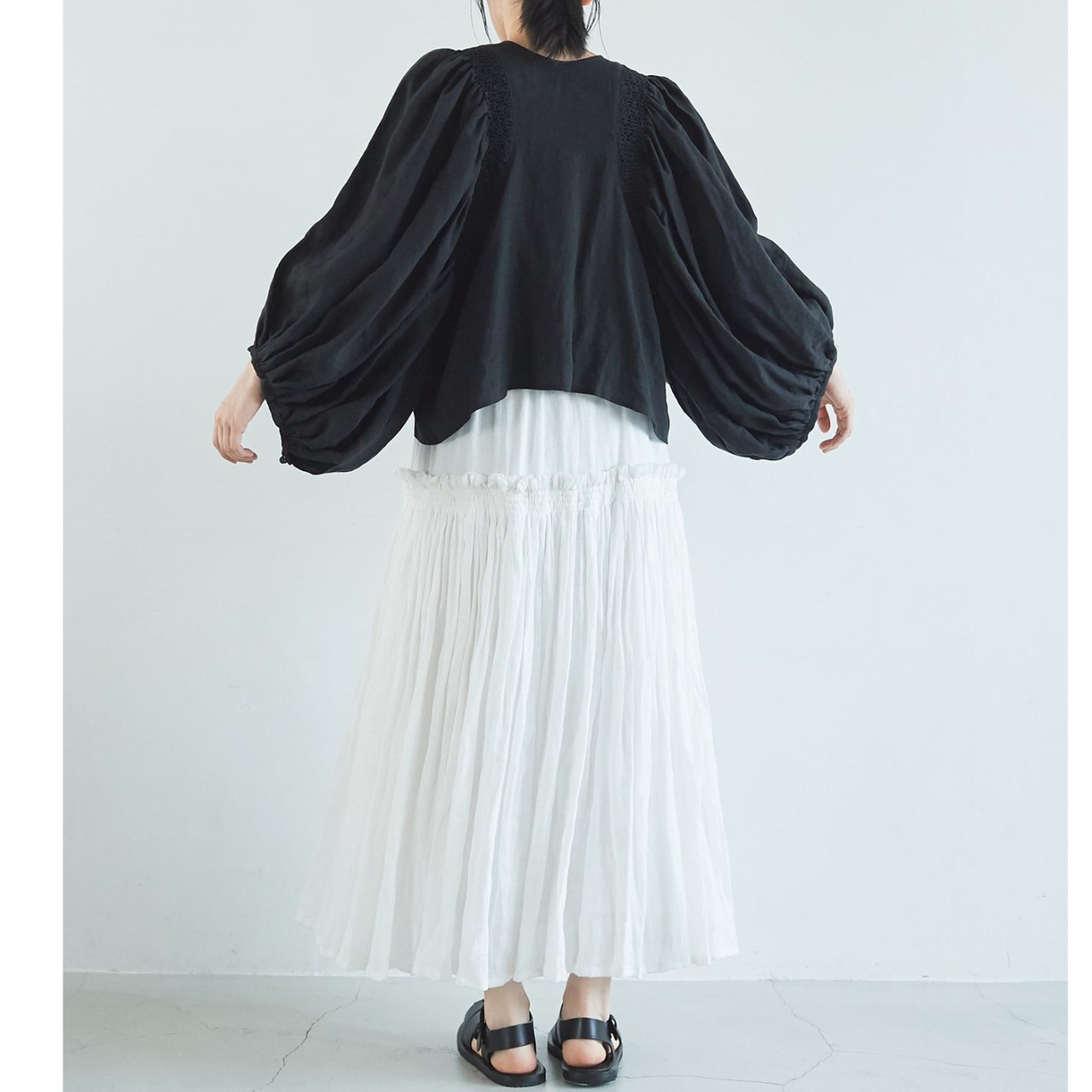 Hériter(エリテ) hand smocking blouse リネン ハンドスモッキングブラウス